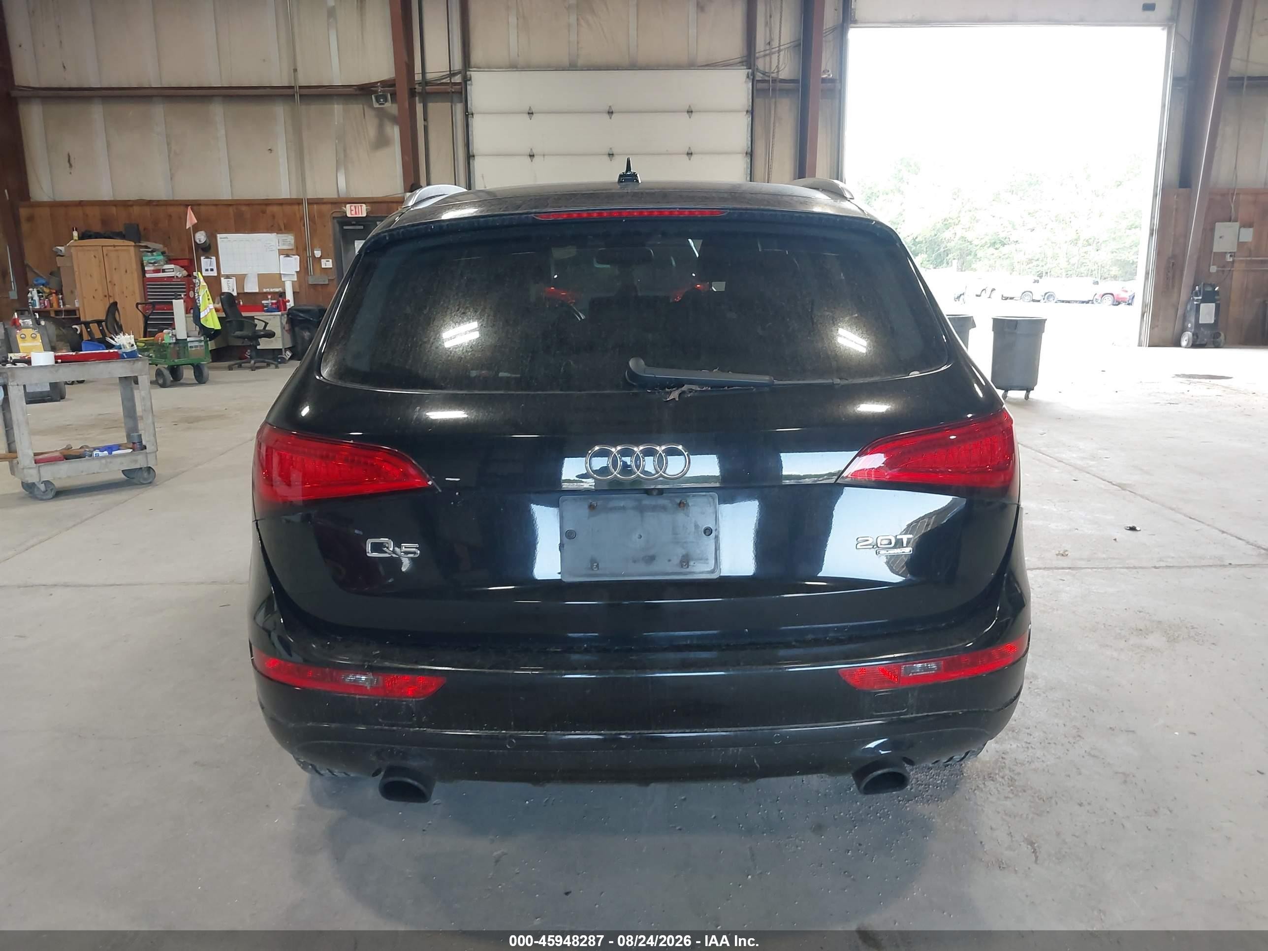 2014 Audi Q5 2.0t Premium Черный vin: WA1LFAFPXEA013646