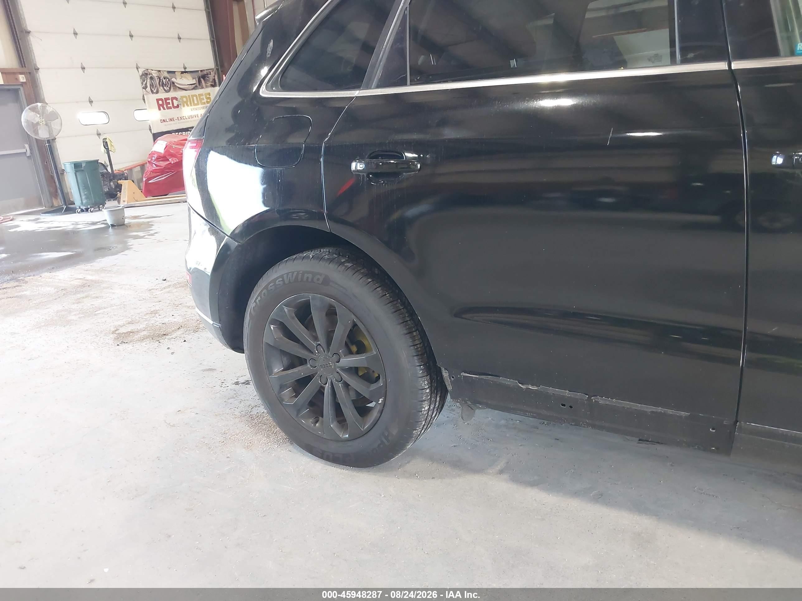 2014 Audi Q5 2.0t Premium Черный vin: WA1LFAFPXEA013646