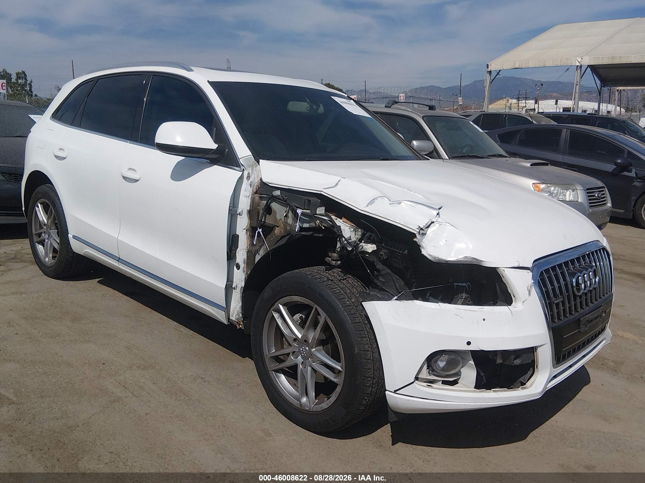 2014 Audi Q5 2.0t Premium White vin: WA1LFAFPXEA013680