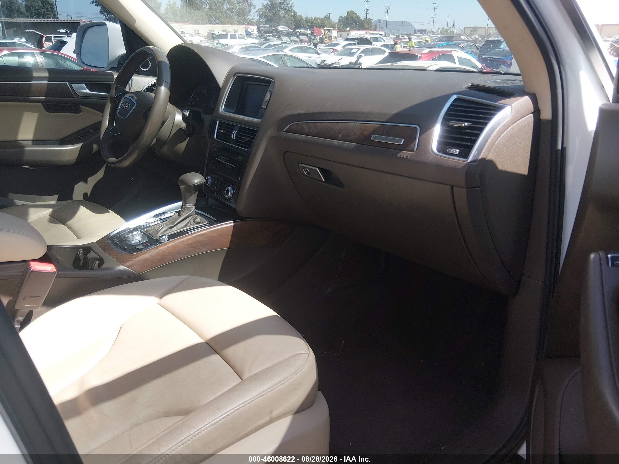 2014 Audi Q5 2.0t Premium White vin: WA1LFAFPXEA013680