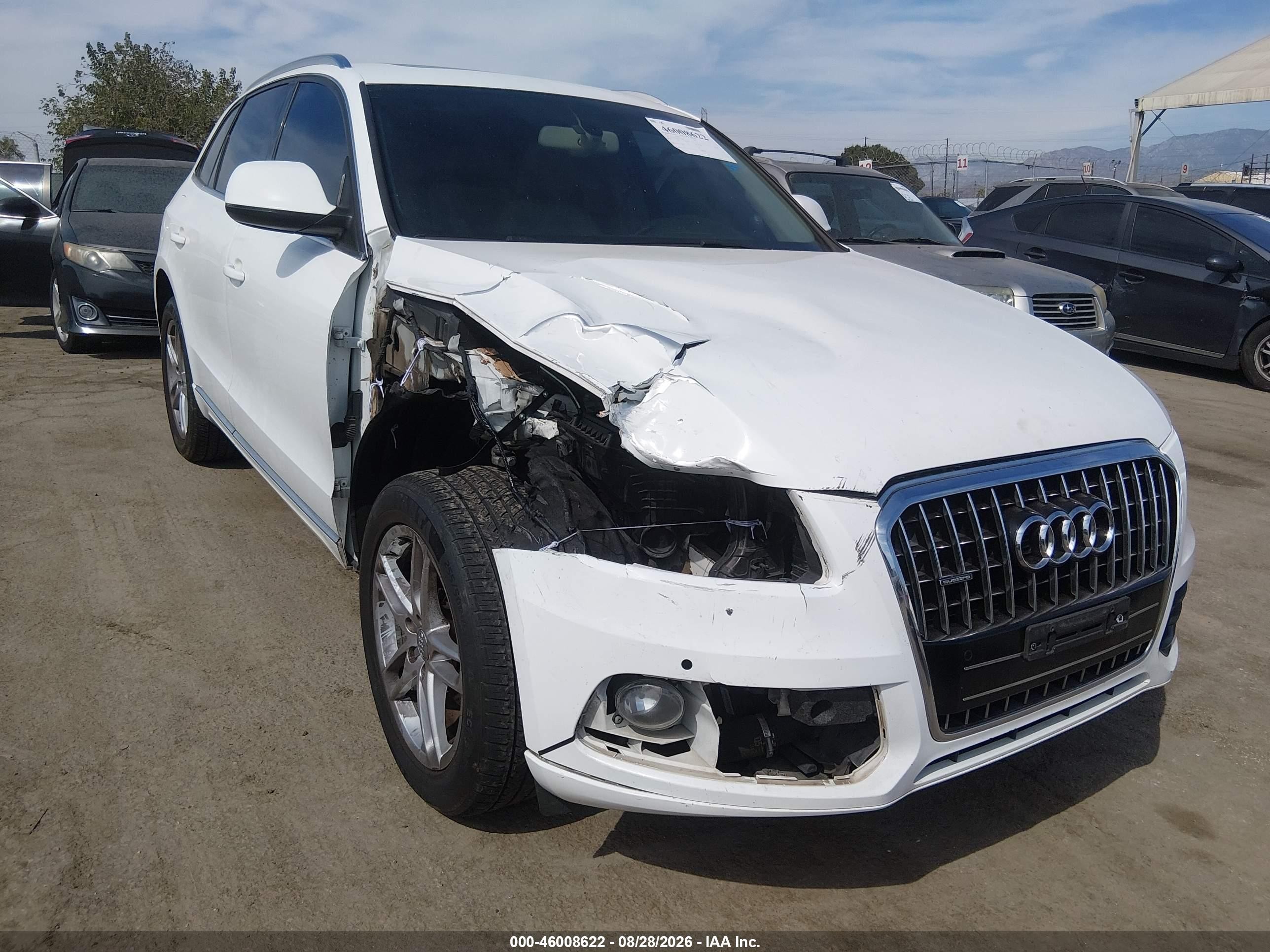 2014 Audi Q5 2.0t Premium White vin: WA1LFAFPXEA013680