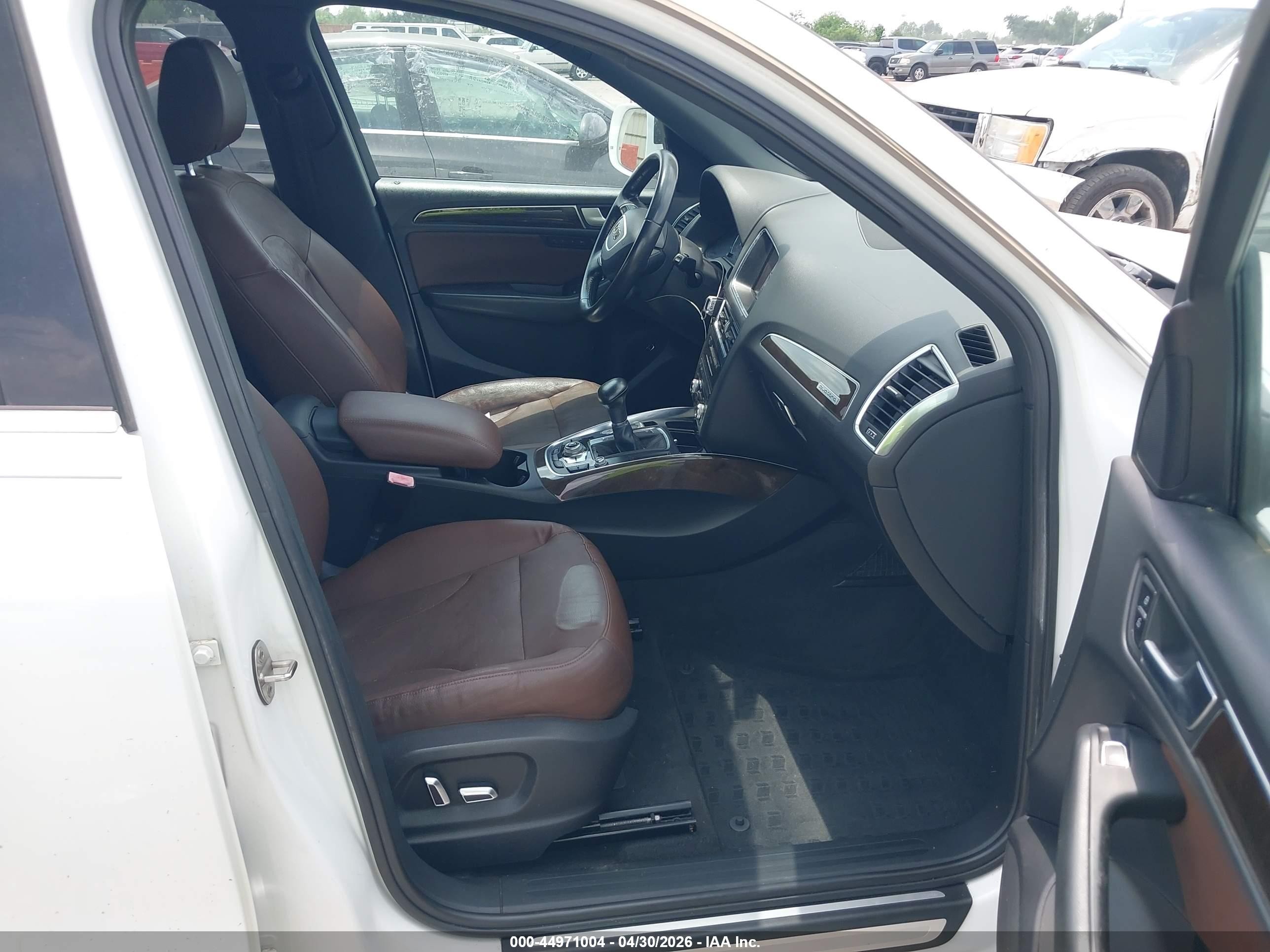 2014 Audi Q5 2.0t Premium White vin: WA1LFAFPXEA082966