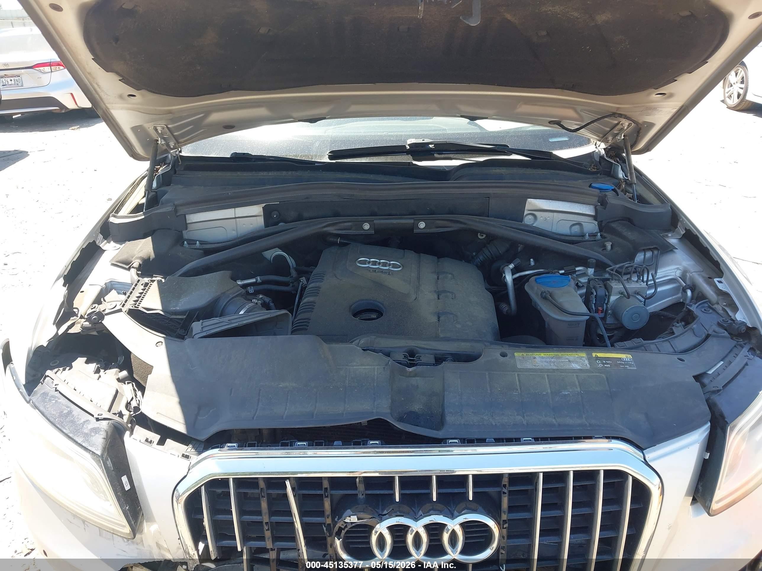 2014 Audi Q5 2.0t Premium Silver vin: WA1LFAFPXEA099038