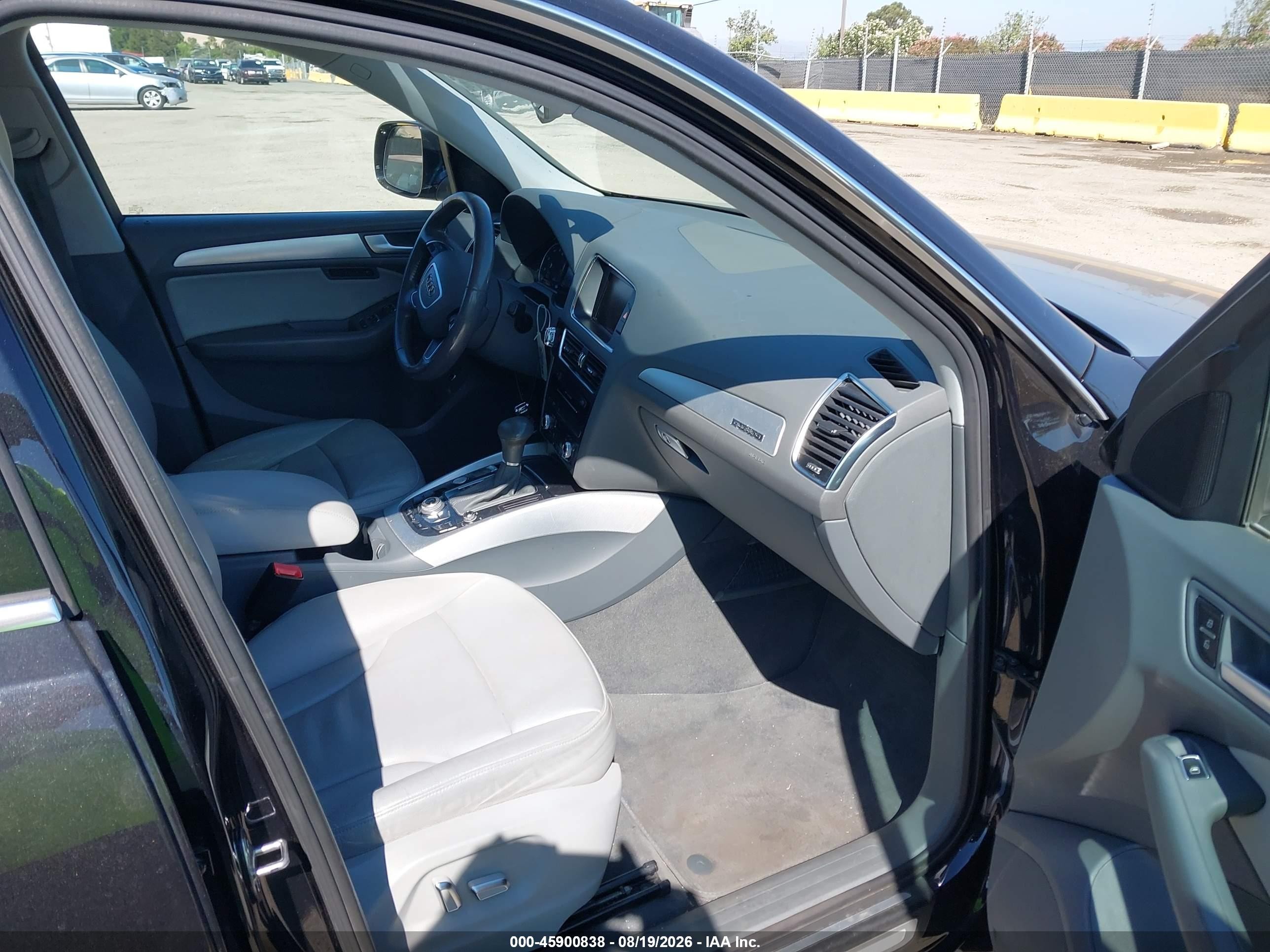 2014 Audi Q5 2.0t Premium Black vin: WA1LFAFPXEA129302