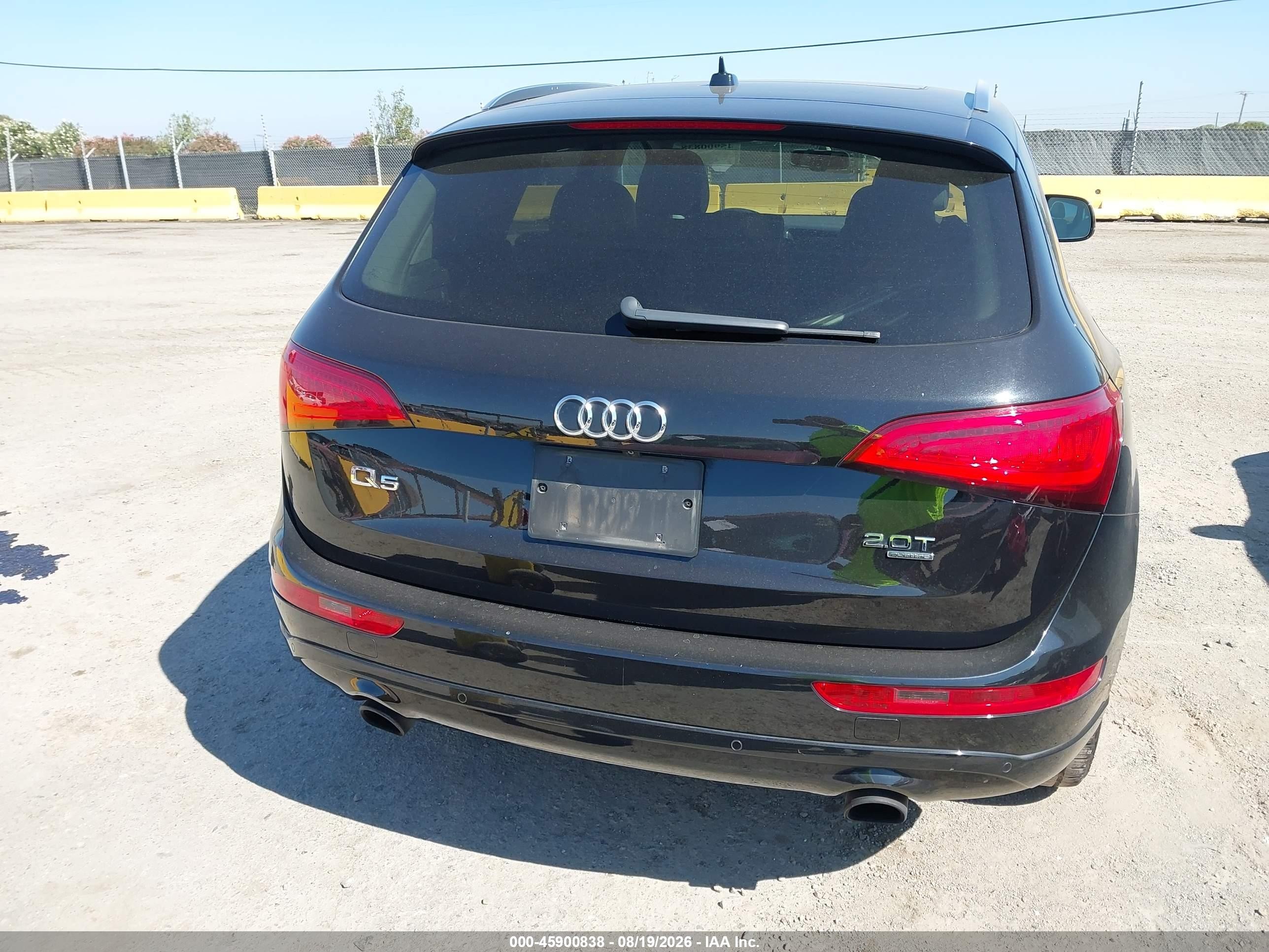 2014 Audi Q5 2.0t Premium Black vin: WA1LFAFPXEA129302