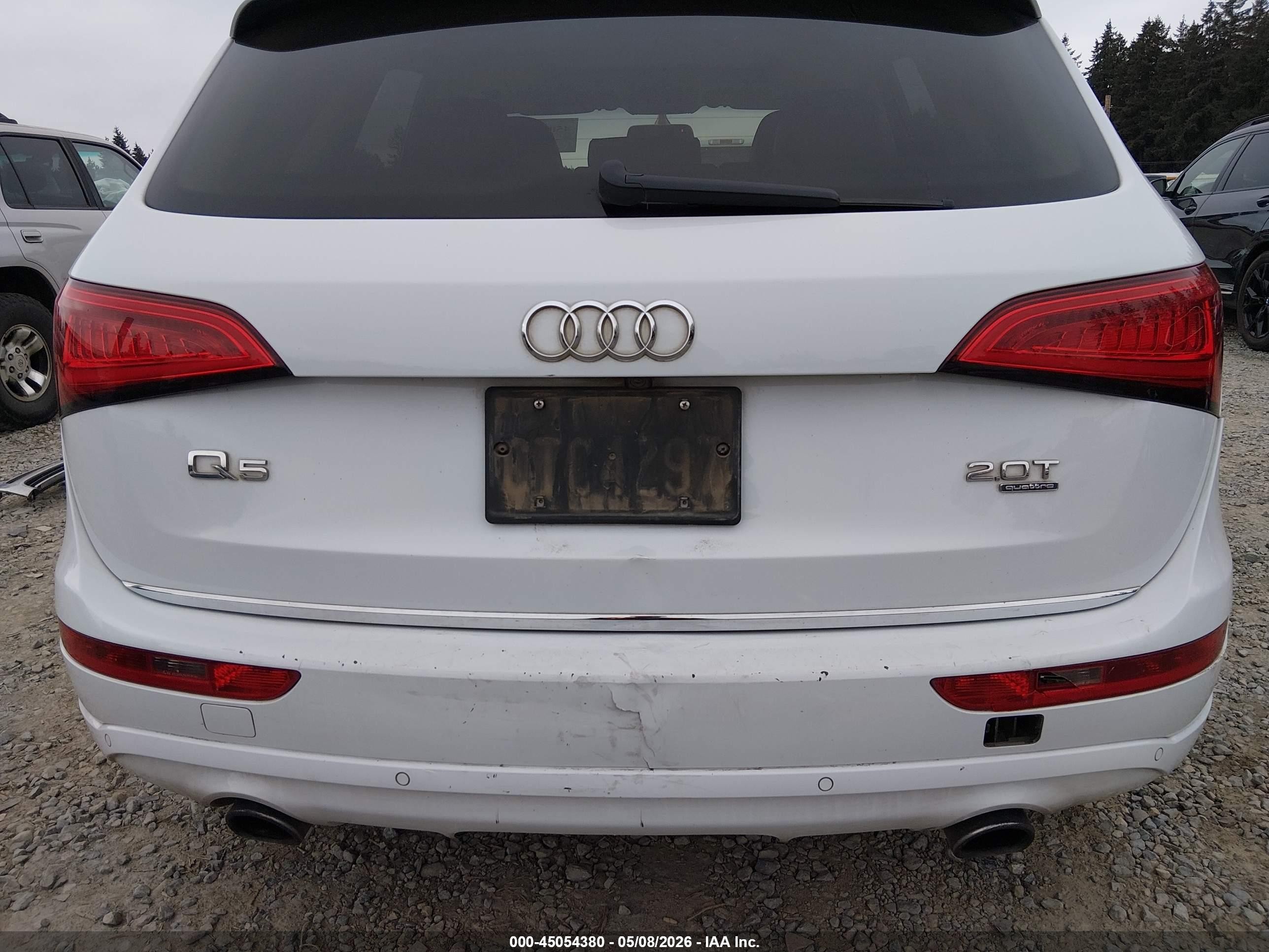 2015 Audi Q5 2.0t Premium White vin: WA1LFAFPXFA018170
