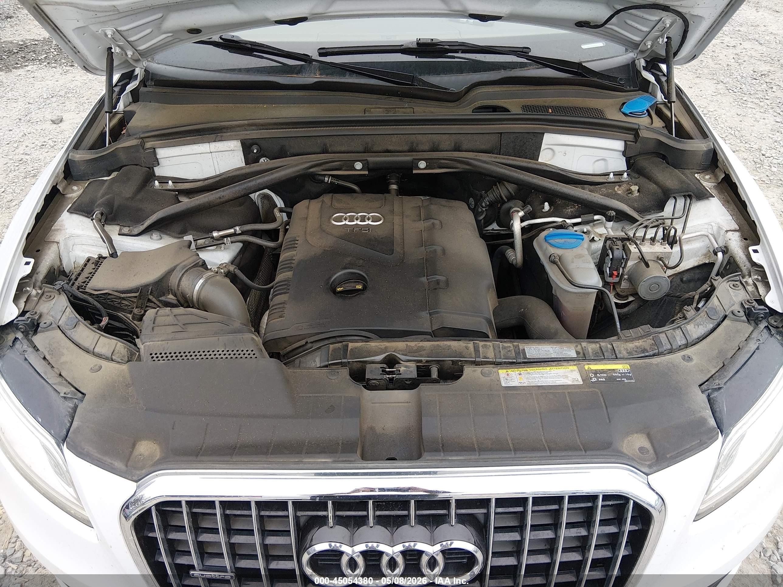 2015 Audi Q5 2.0t Premium White vin: WA1LFAFPXFA018170