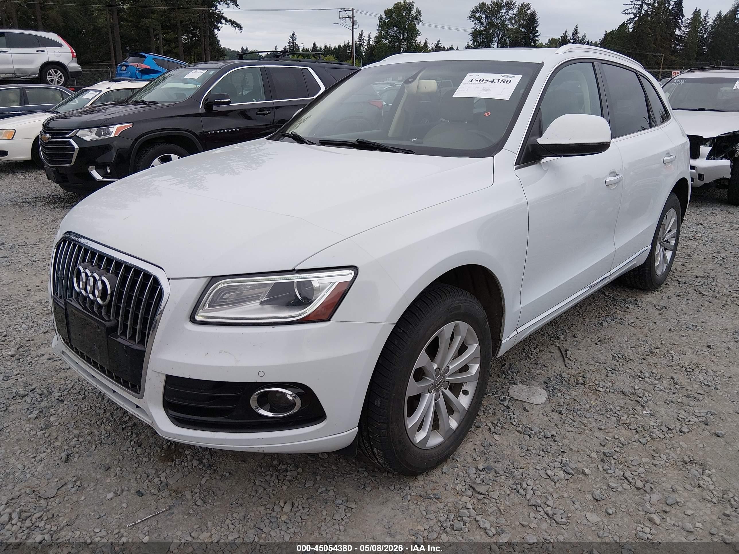 2015 Audi Q5 2.0t Premium White vin: WA1LFAFPXFA018170