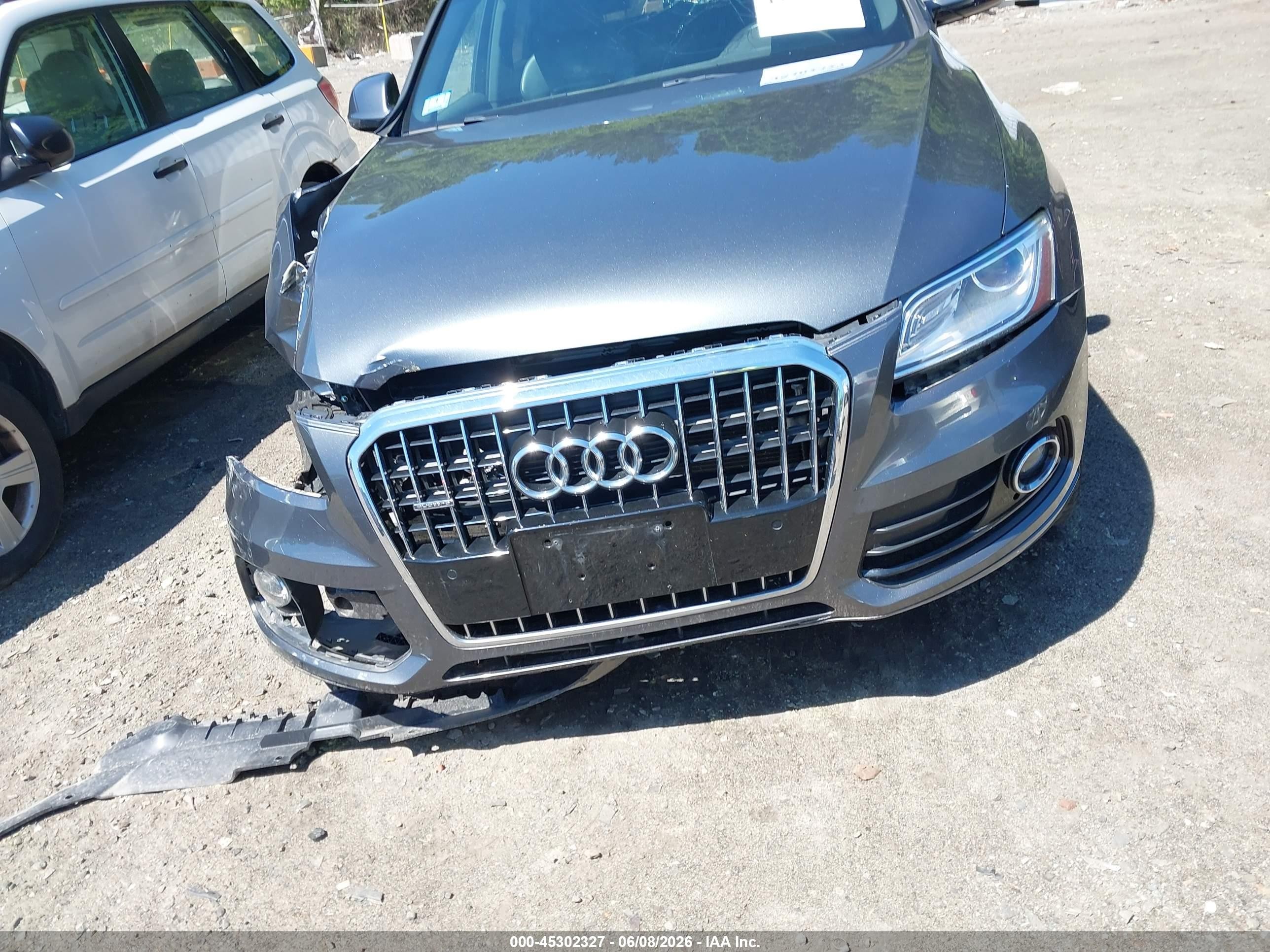 2015 Audi Q5 2.0t Premium Gray vin: WA1LFAFPXFA099204