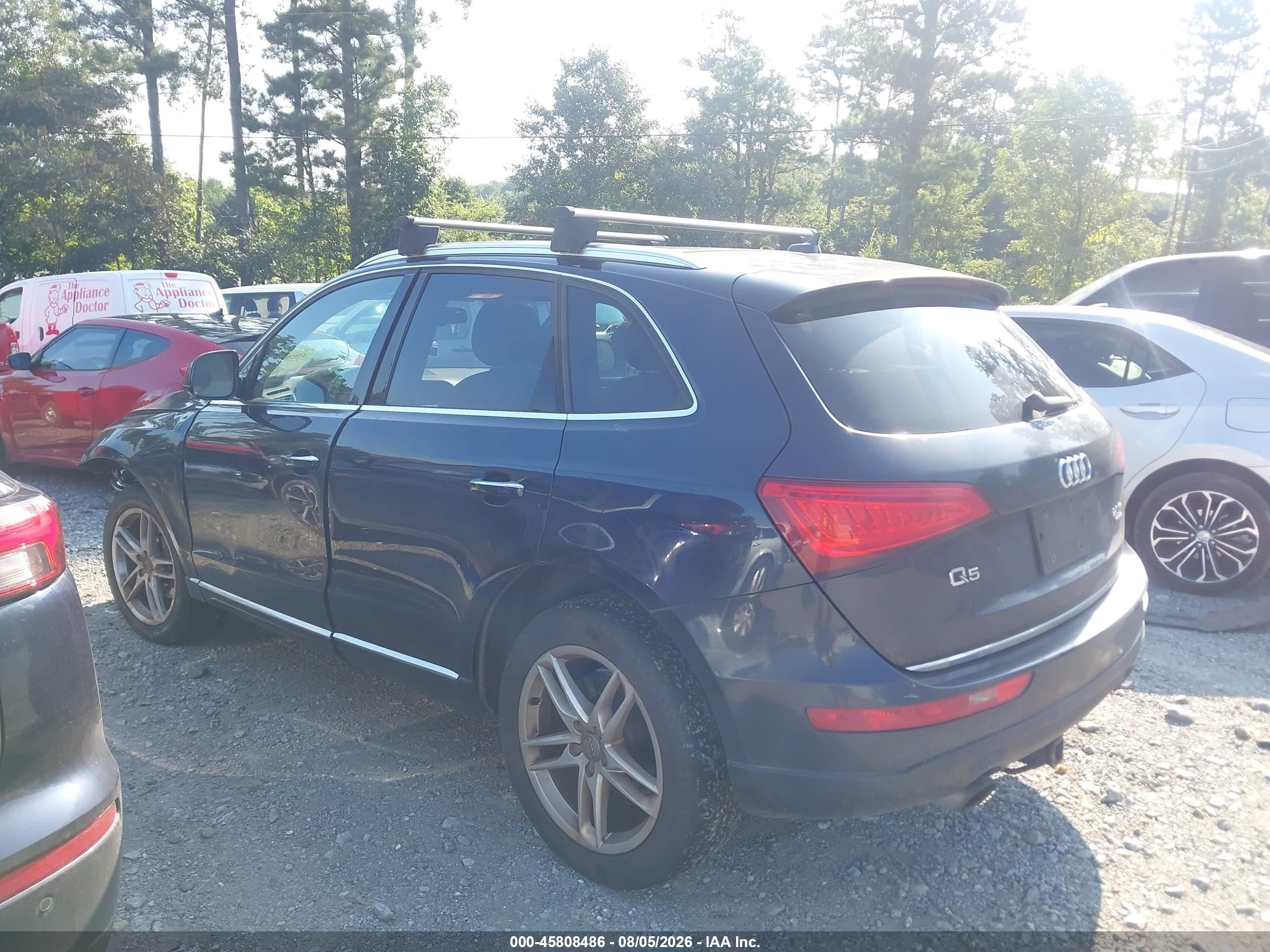 2015 Audi Q5 2.0t Premium Black vin: WA1LFAFPXFA117877