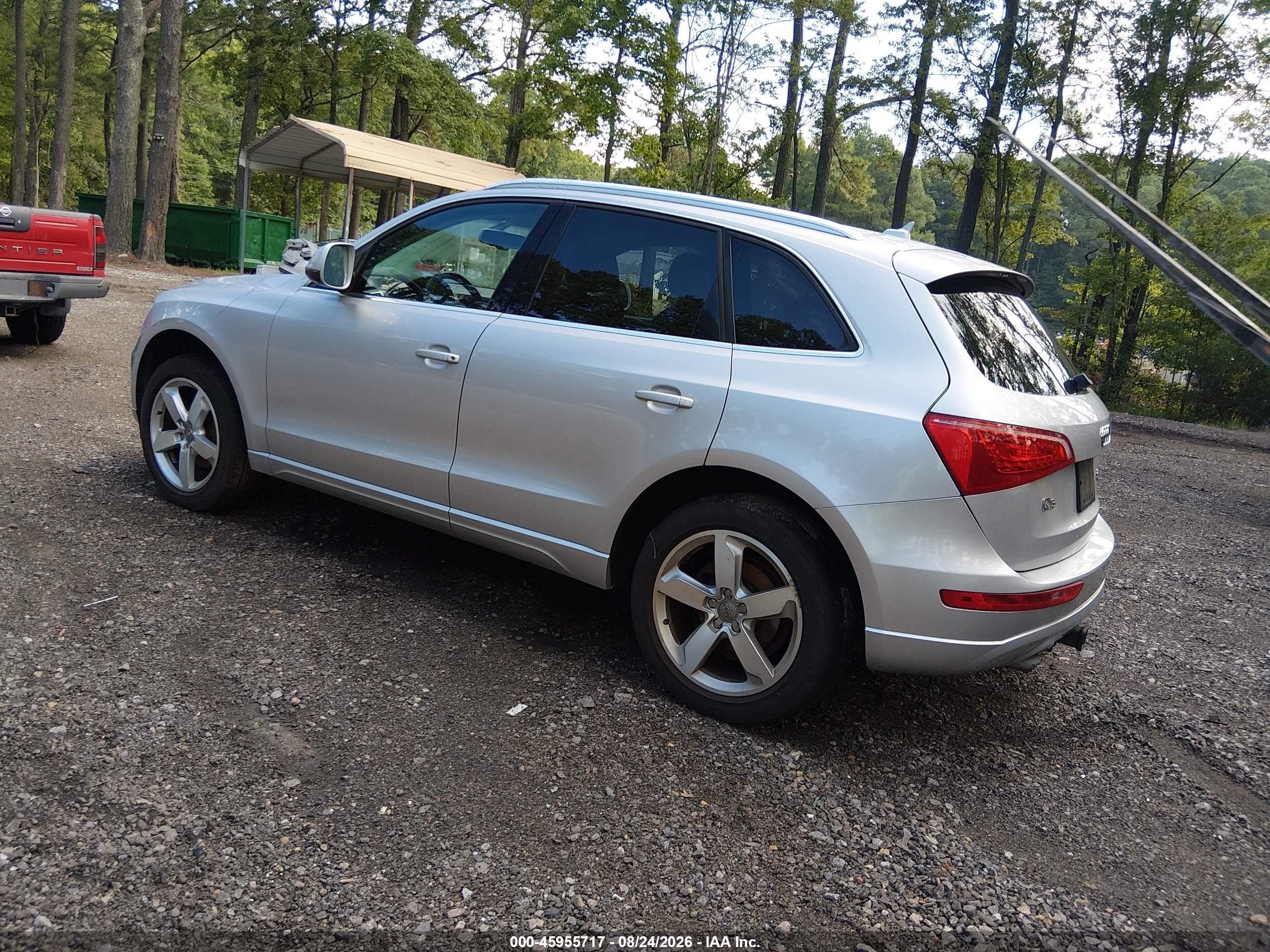 2012 Audi Q5 2.0t Premium Silver vin: WA1LFBFP0CA007373