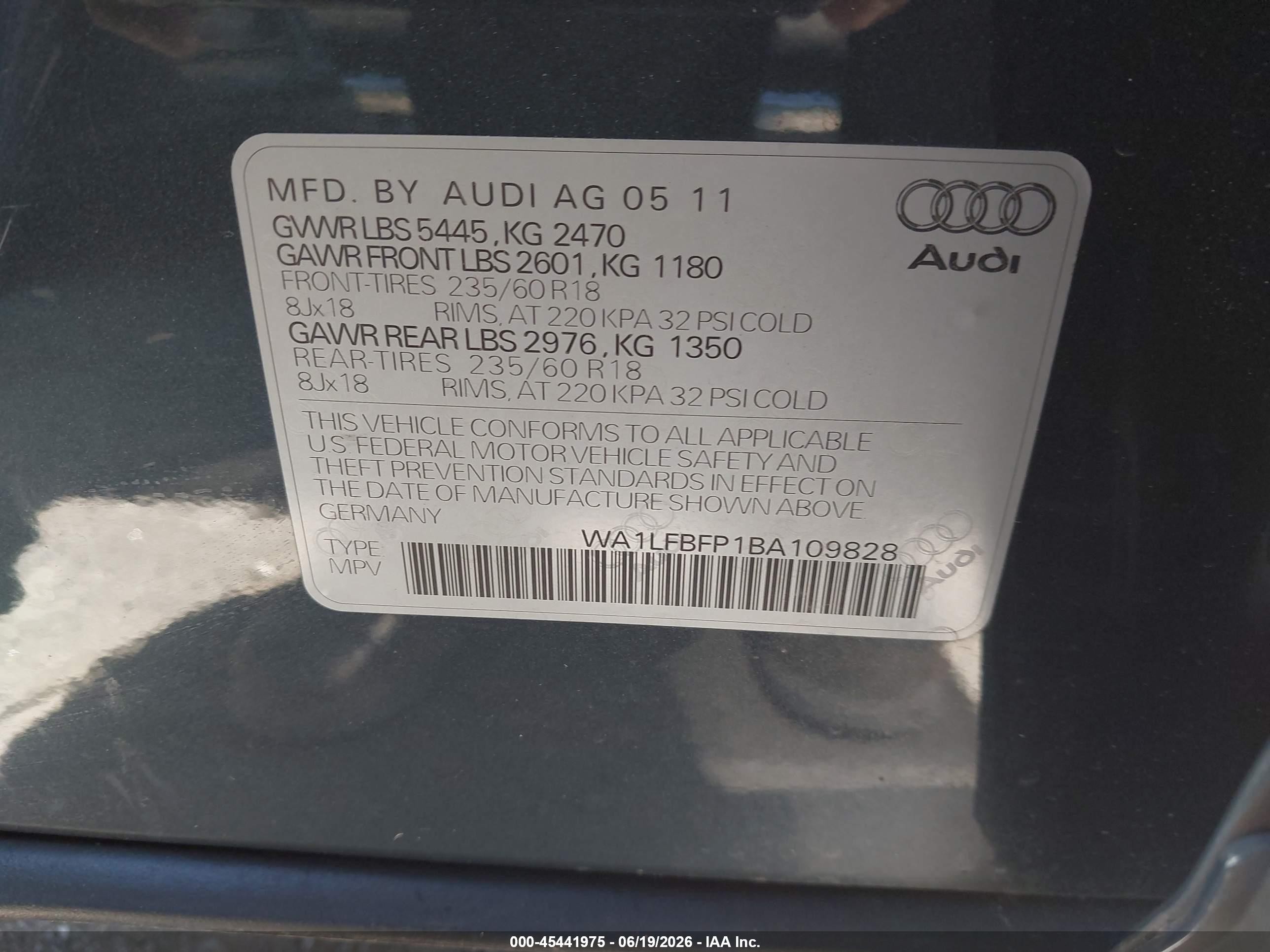 2011 Audi Q5 2.0t Premium Gray vin: WA1LFBFP1BA109828