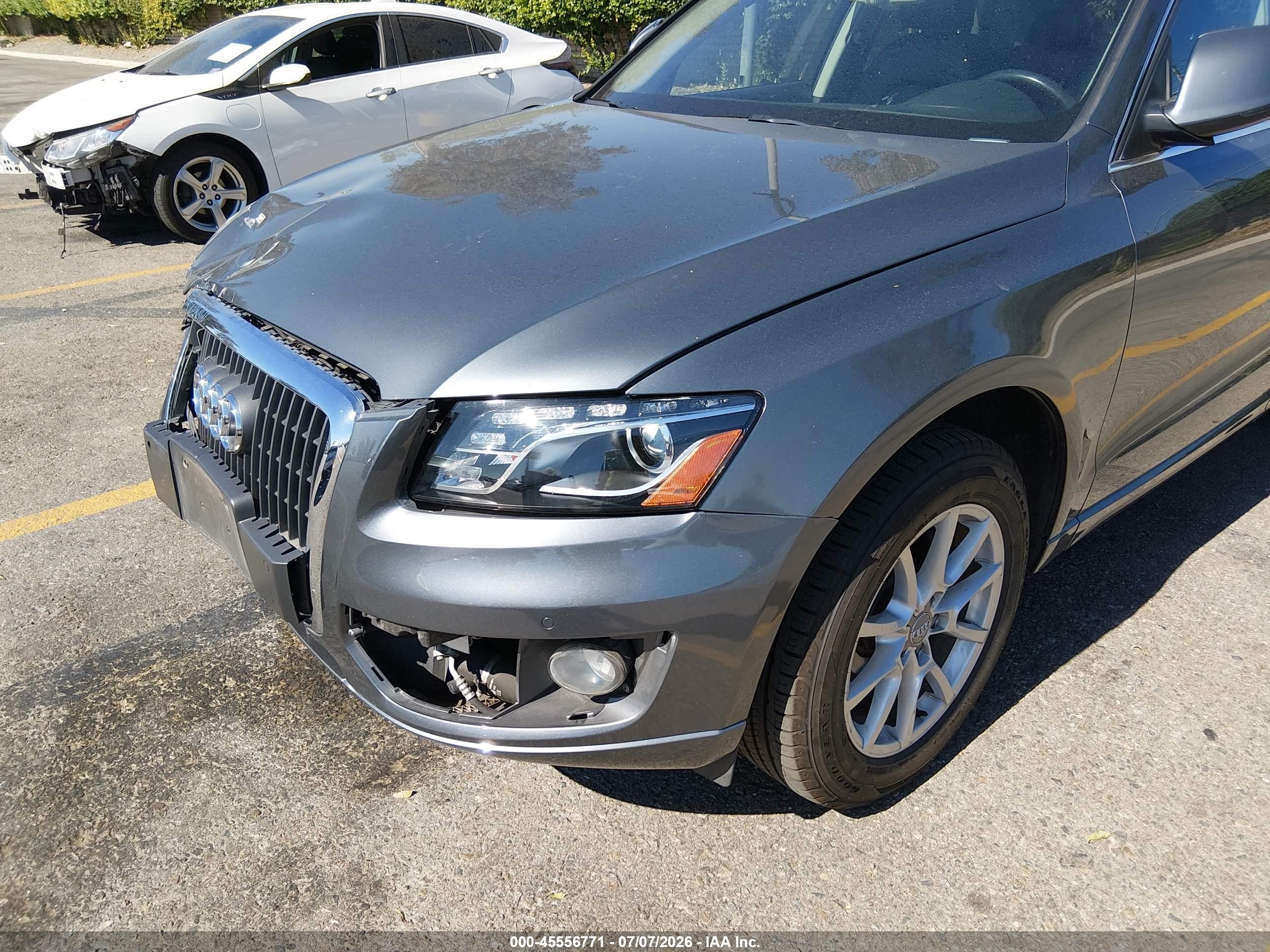 2012 Audi Q5 2.0t Premium Gray vin: WA1LFBFP8CA084119