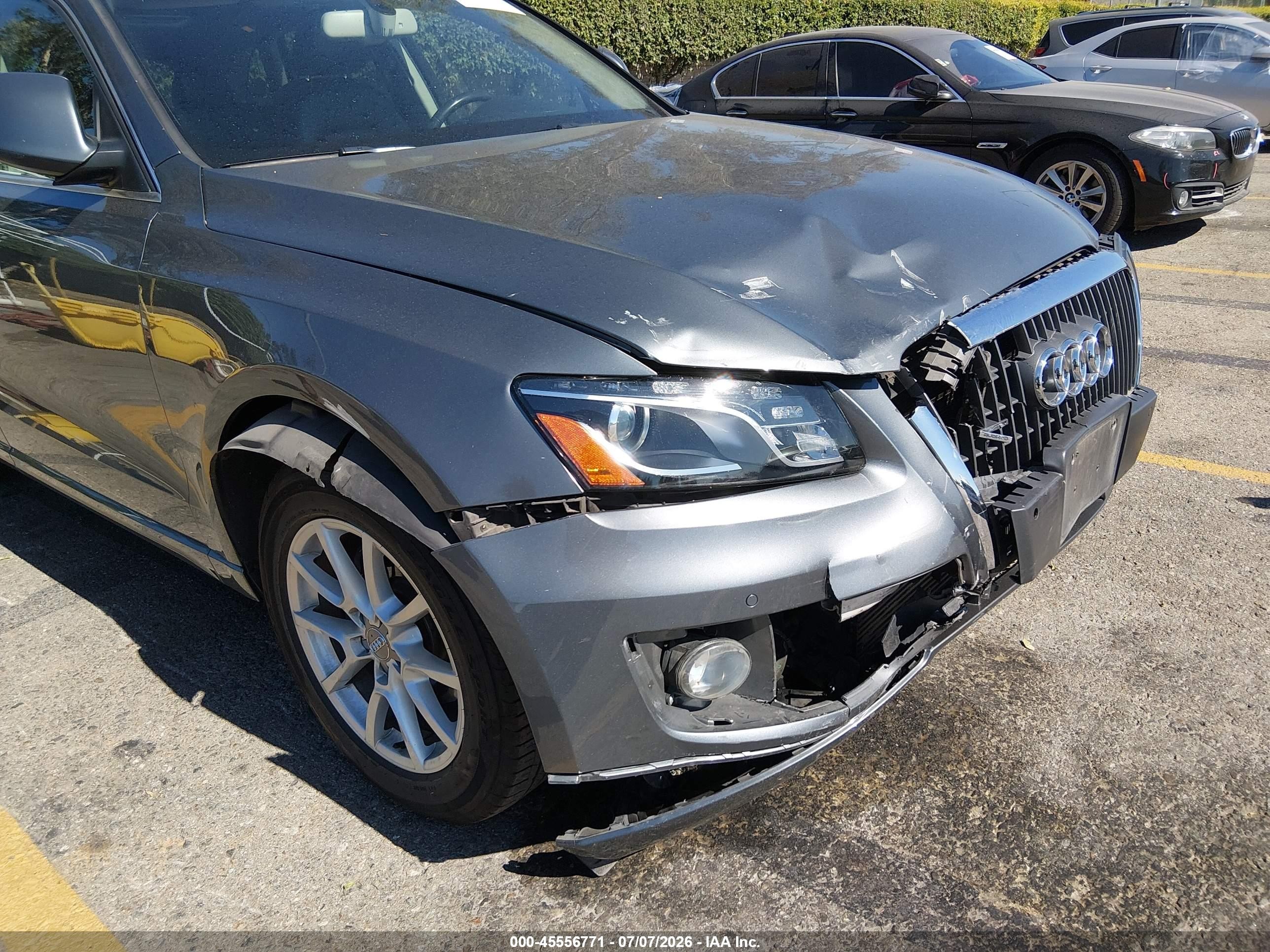 2012 Audi Q5 2.0t Premium Gray vin: WA1LFBFP8CA084119