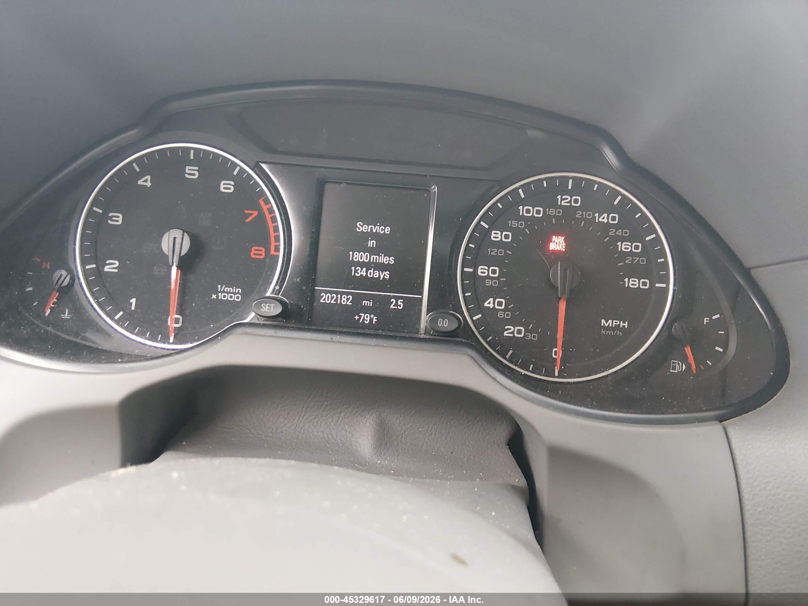 2012 Audi Q5 2.0t Premium Gray vin: WA1LFBFP9CA052036