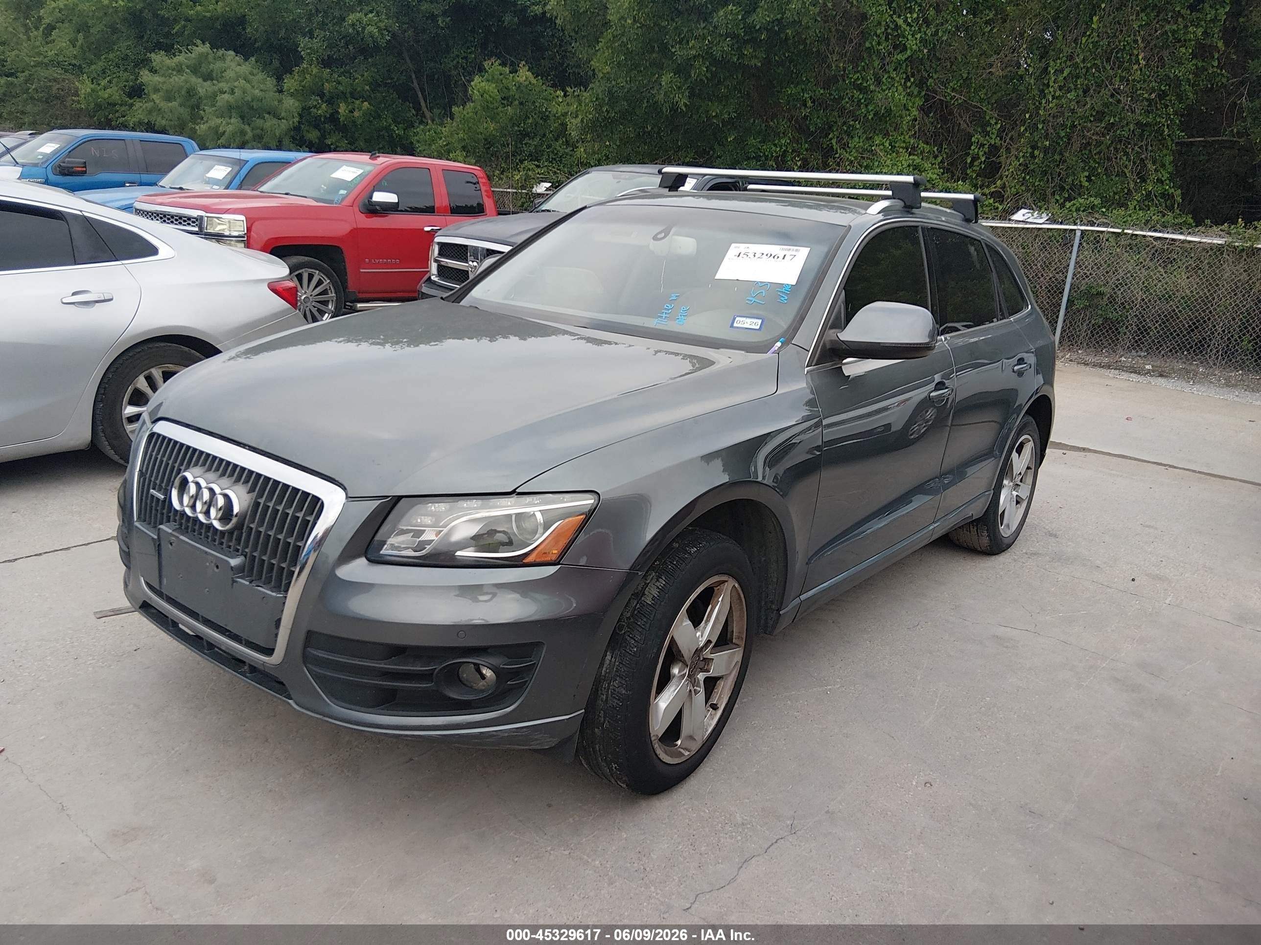 2012 Audi Q5 2.0t Premium Gray vin: WA1LFBFP9CA052036