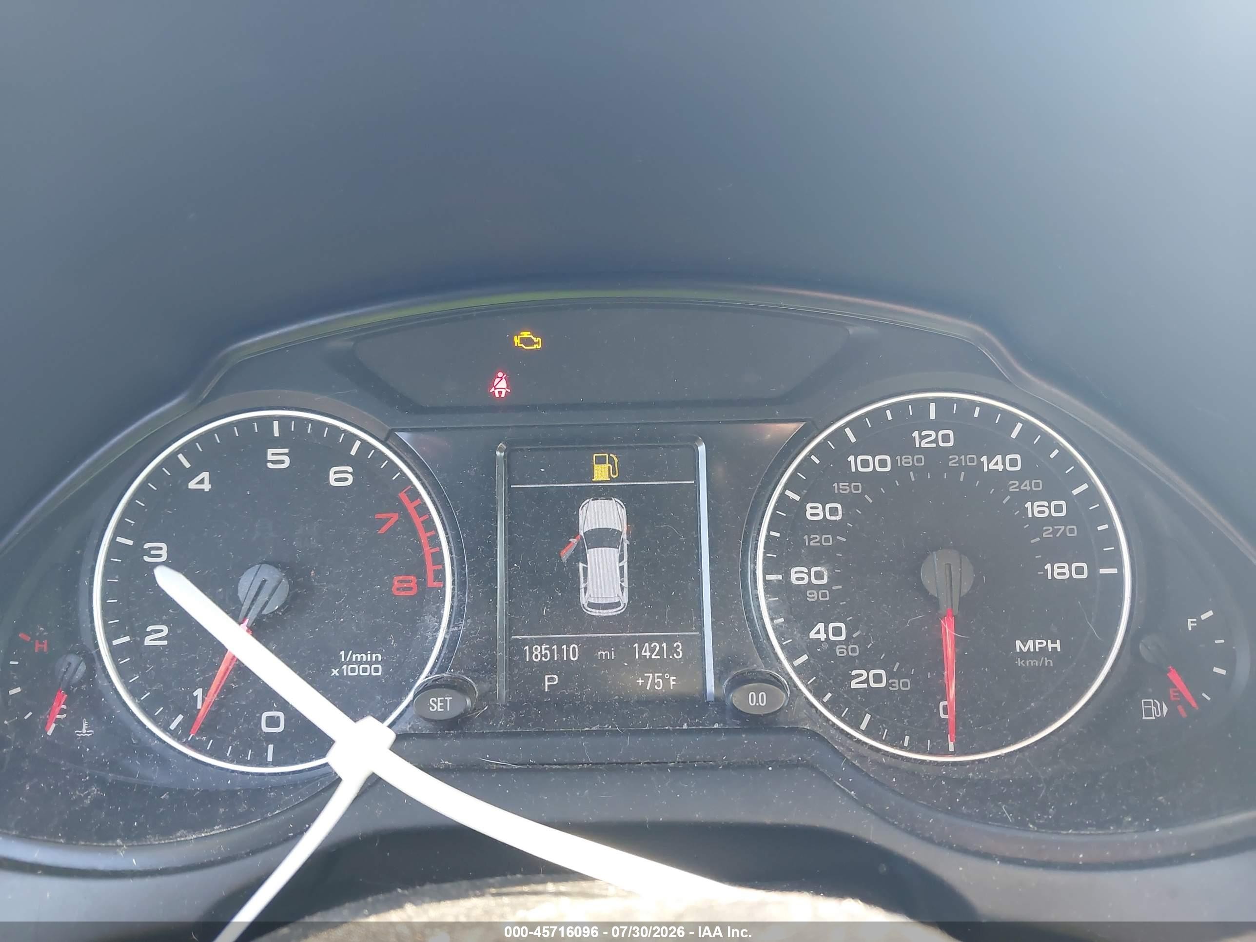2011 Audi Q5 2.0t Premium Silver vin: WA1LFBFPXBA094570