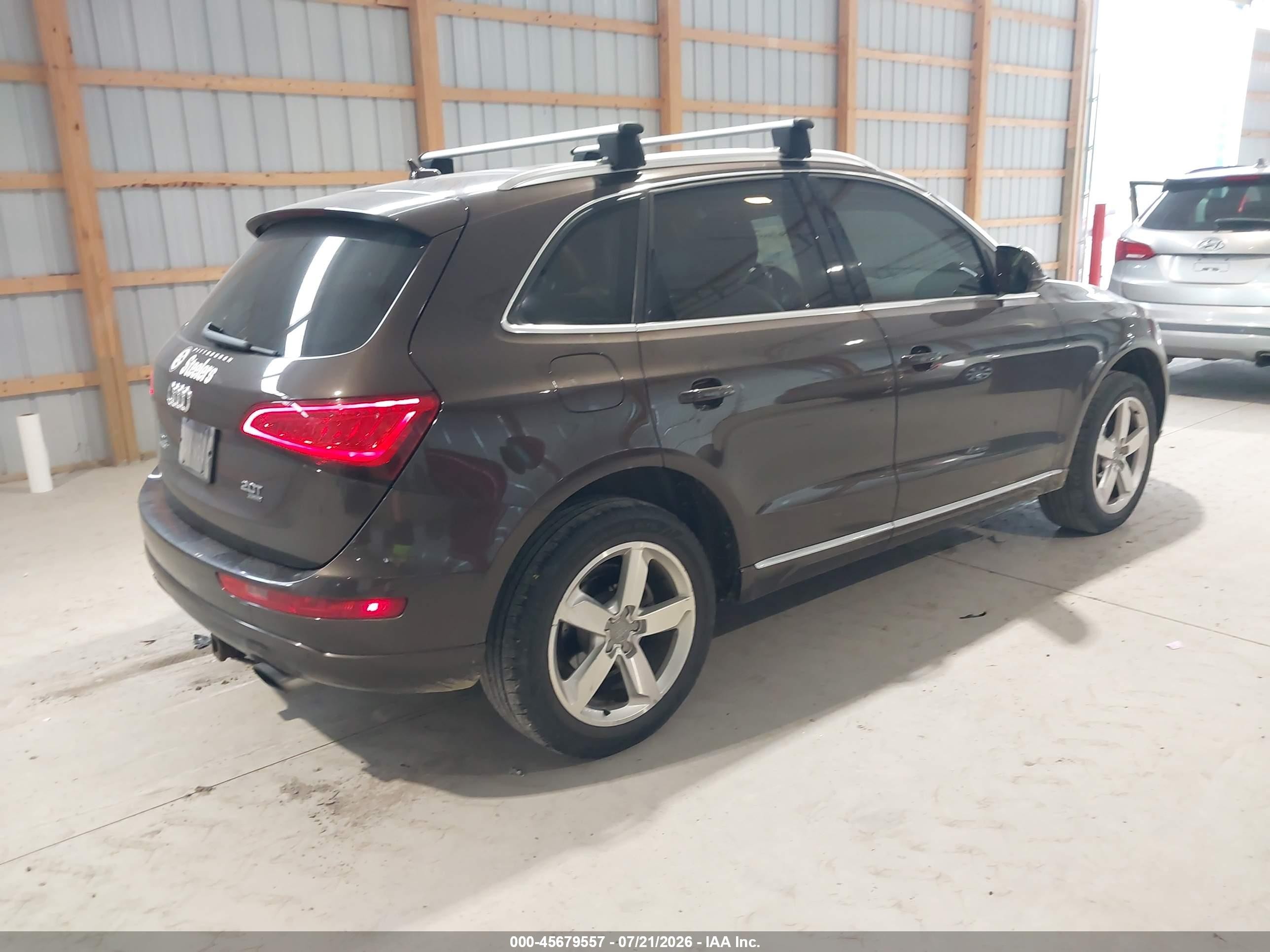 2013 Audi Q5 2.0t Premium Коричневый vin: WA1LFBFPXDA087945