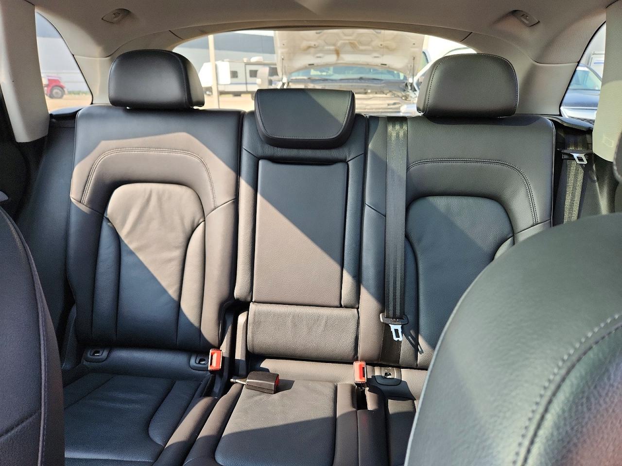 2015 Audi Q5 Premium Plus Gray vin: WA1LFCFP1FA081766