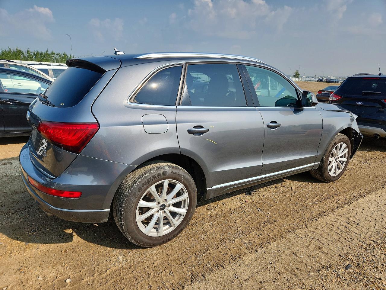 2015 Audi Q5 Premium Plus Gray vin: WA1LFCFP1FA081766