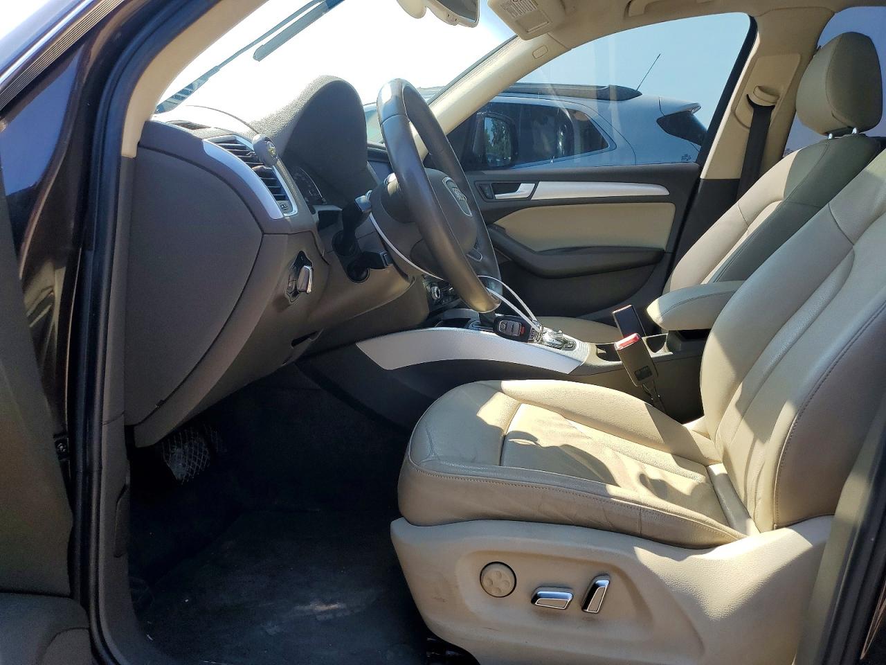 2013 Audi Q5 Brown vin: WA1LFCFP2DA080672