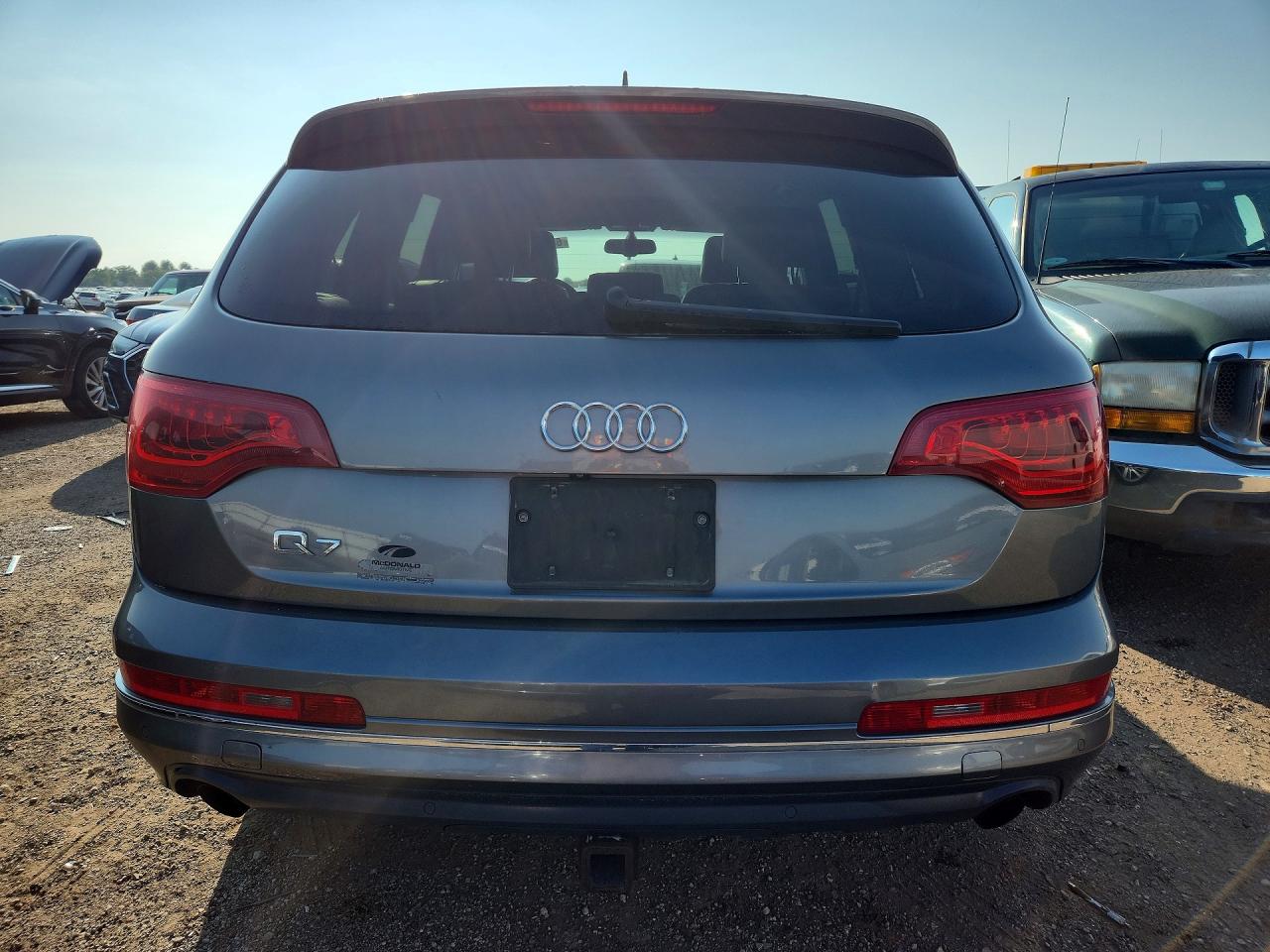 2011 Audi Q7 Premium Plus Gray vin: WA1LGAFE0BD009661