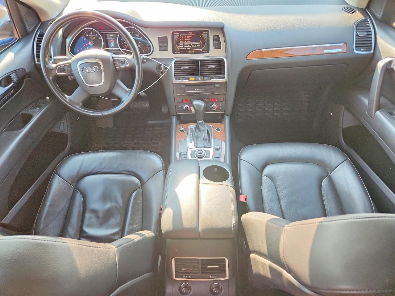 2011 Audi Q7 Premium Plus Gray vin: WA1LGAFE0BD009661