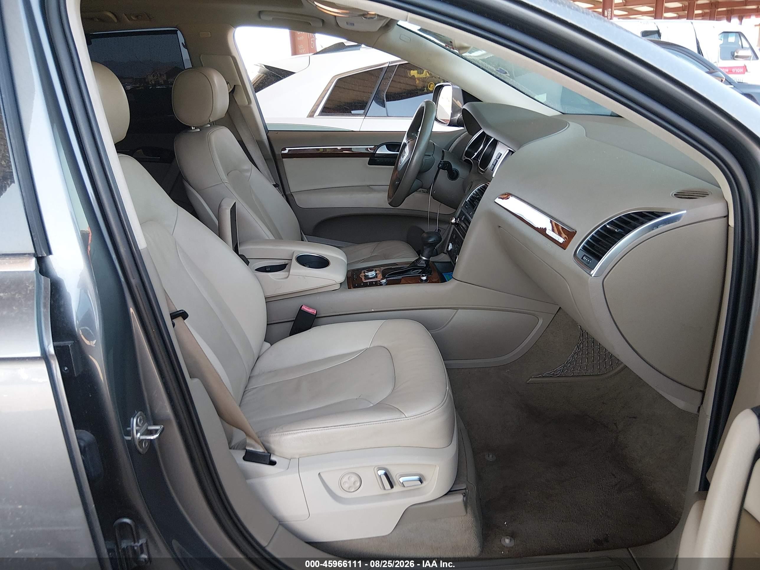 2012 Audi Q7 3.0t Premium Gray vin: WA1LGAFE0CD010357