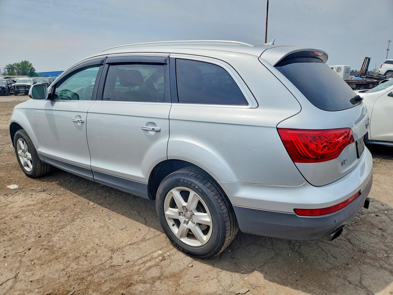 2014 Audi Q7 Premium Plus Silver vin: WA1LGAFE0ED015299
