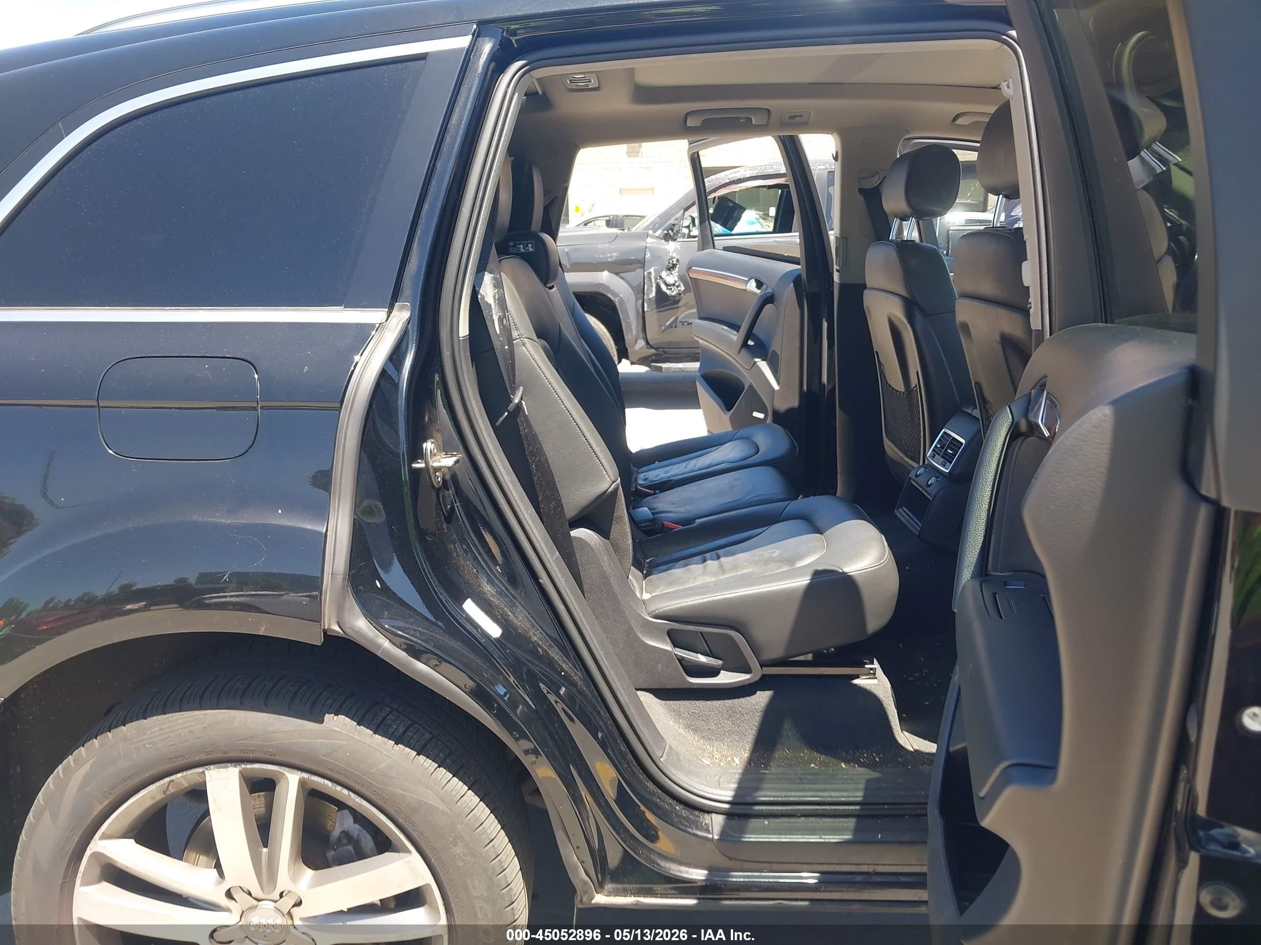 2014 Audi Q7 3.0t Premium Black vin: WA1LGAFE0ED017702
