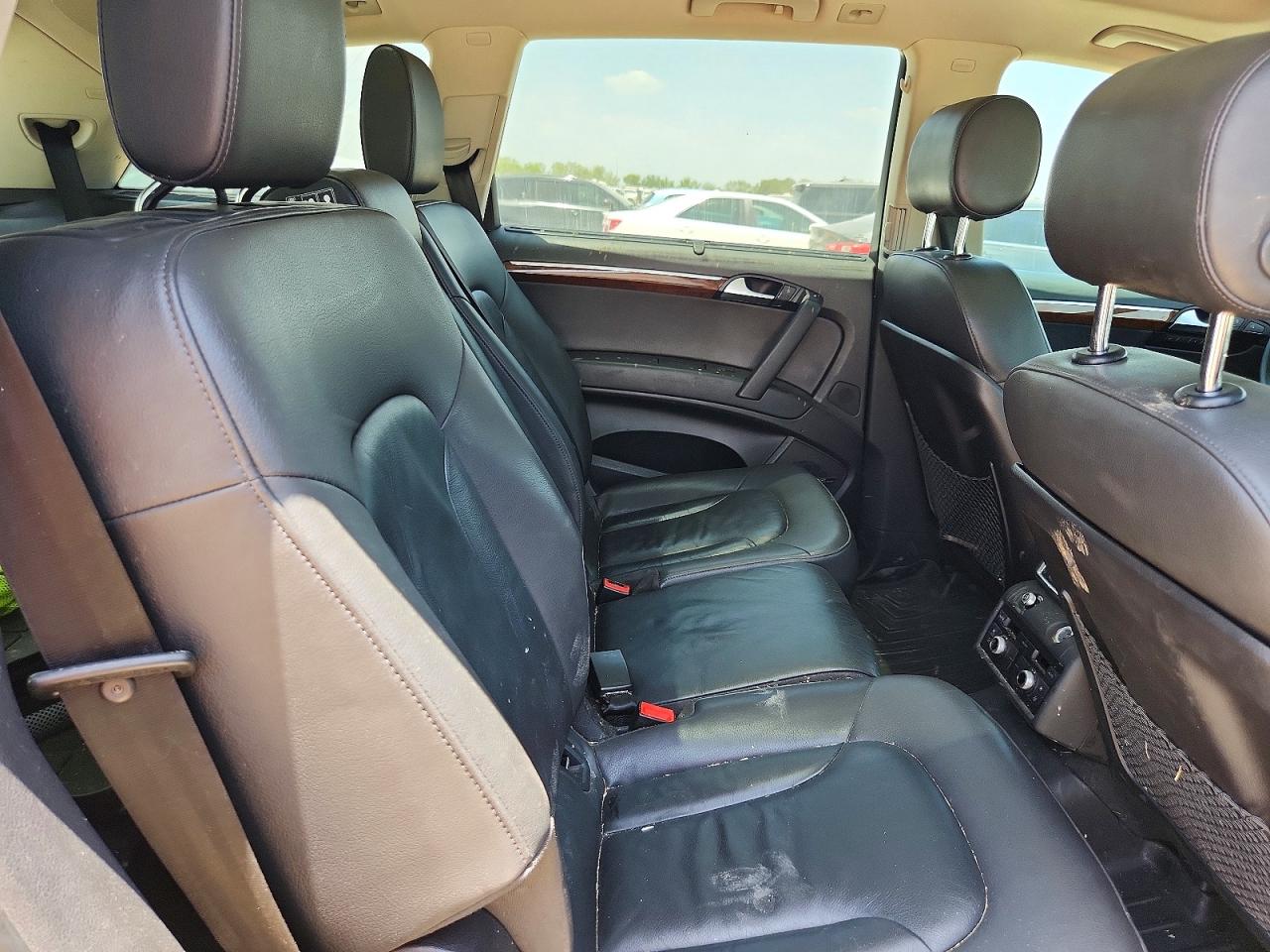 2015 Audi Q7 Premium Plus Gray vin: WA1LGAFE0FD009519