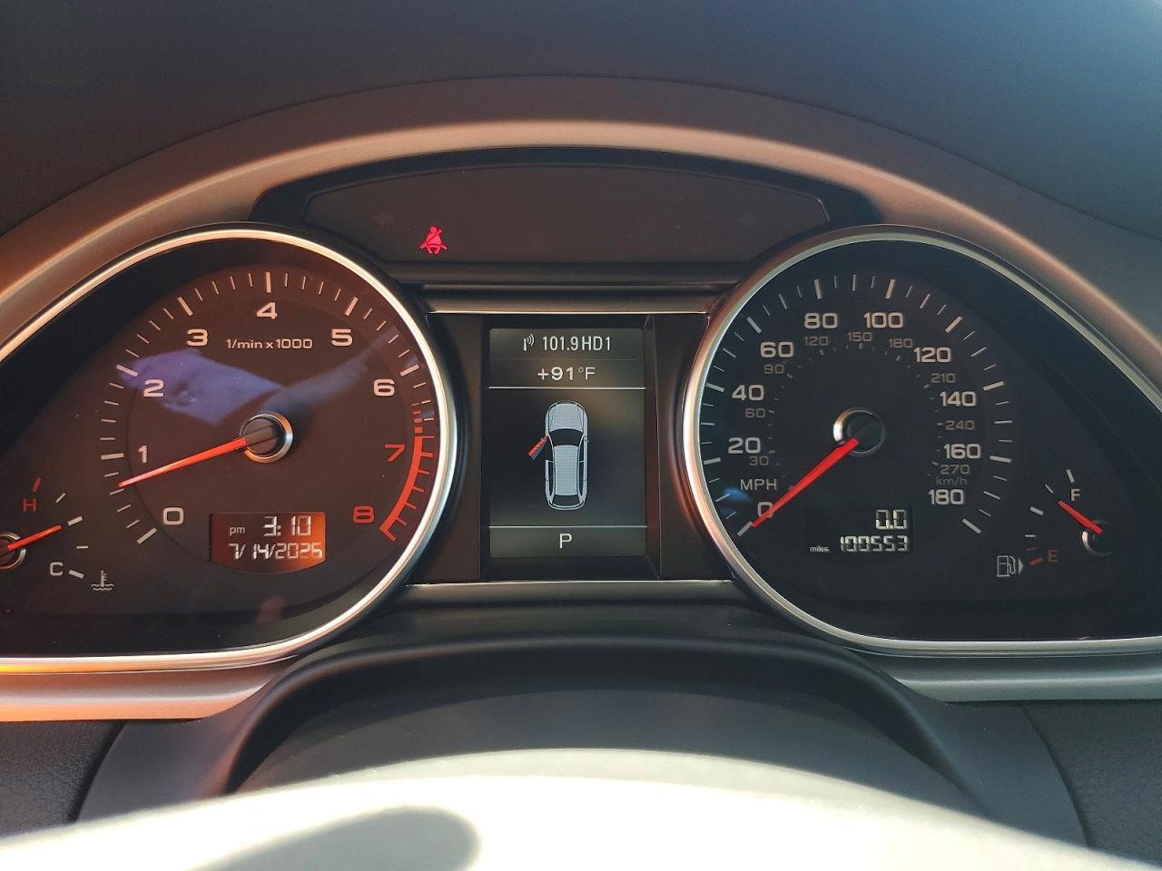 2015 Audi Q7 Premium Plus Черный vin: WA1LGAFE0FD009732