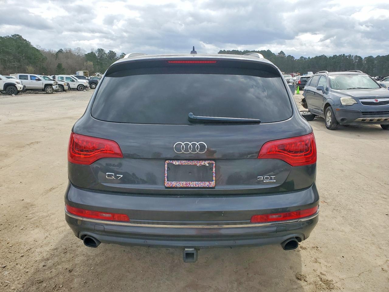 2015 Audi Q7 Premium Plus Gray vin: WA1LGAFE0FD015062