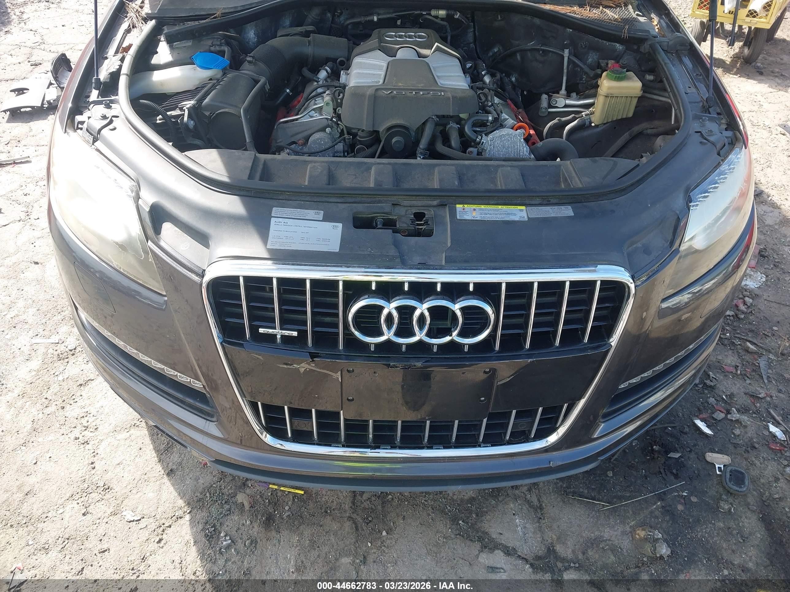 2012 Audi Q7 3.0t Premium Gray vin: WA1LGAFE1CD001912