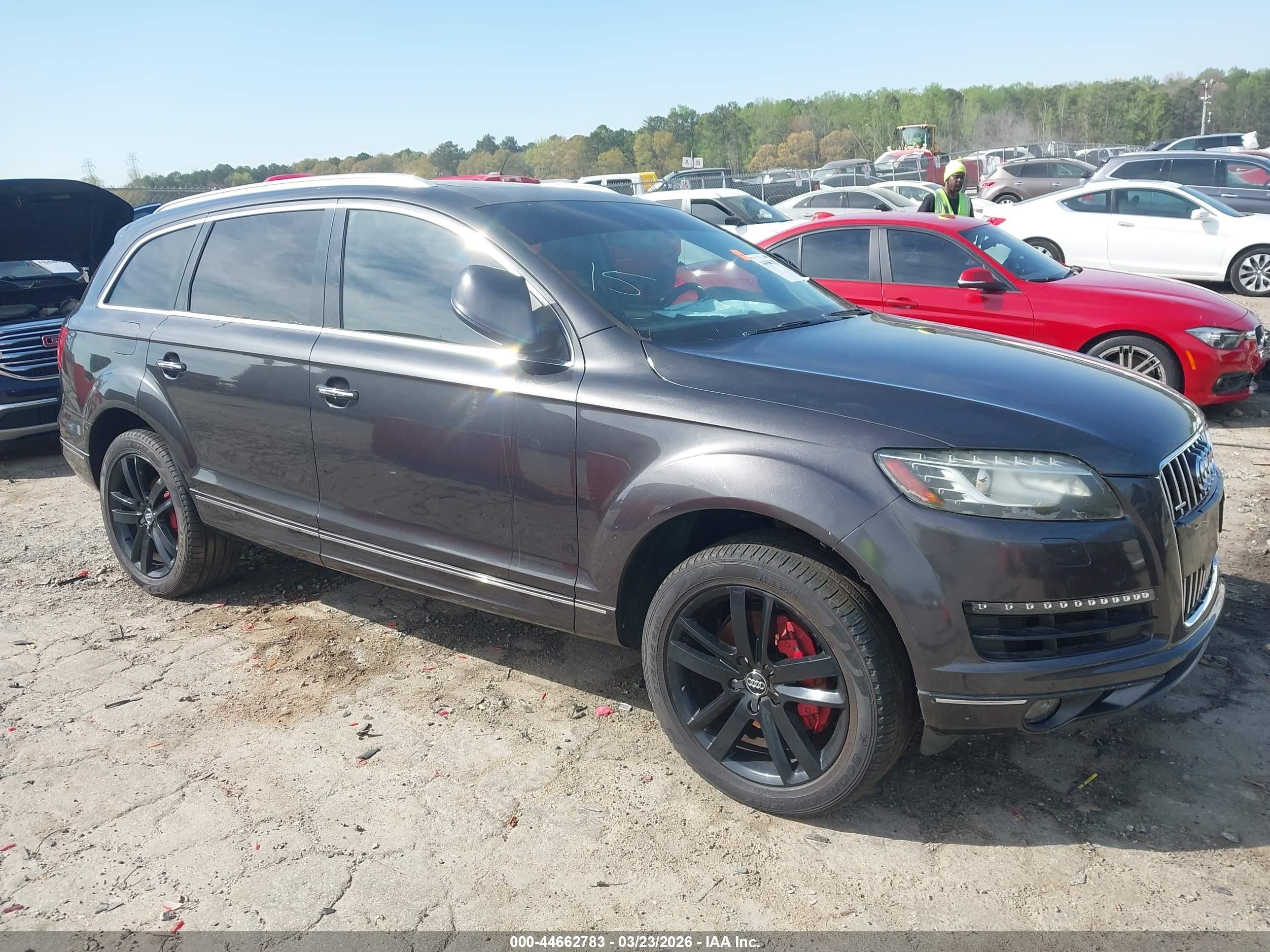 2012 Audi Q7 3.0t Premium Gray vin: WA1LGAFE1CD001912