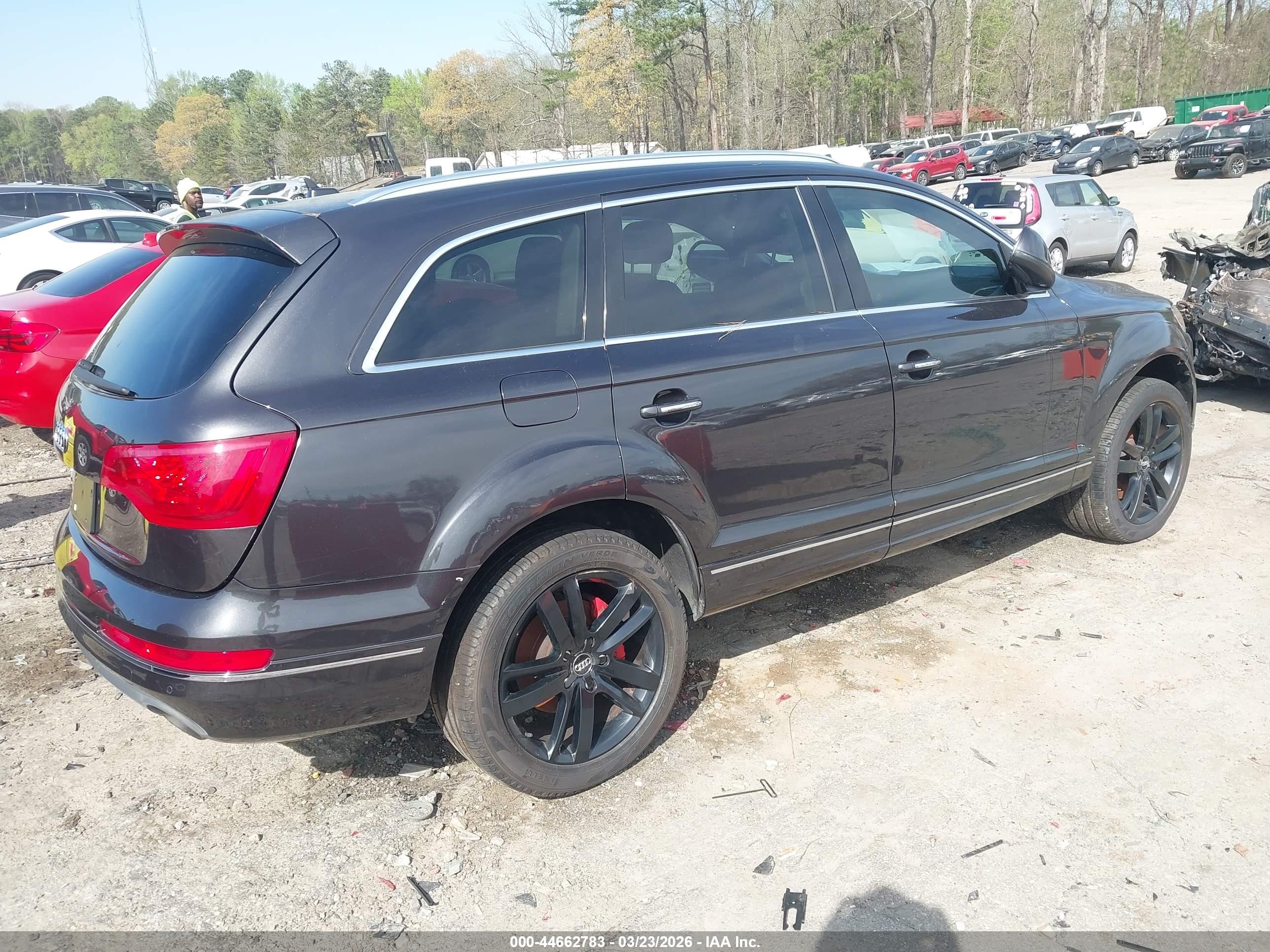 2012 Audi Q7 3.0t Premium Gray vin: WA1LGAFE1CD001912