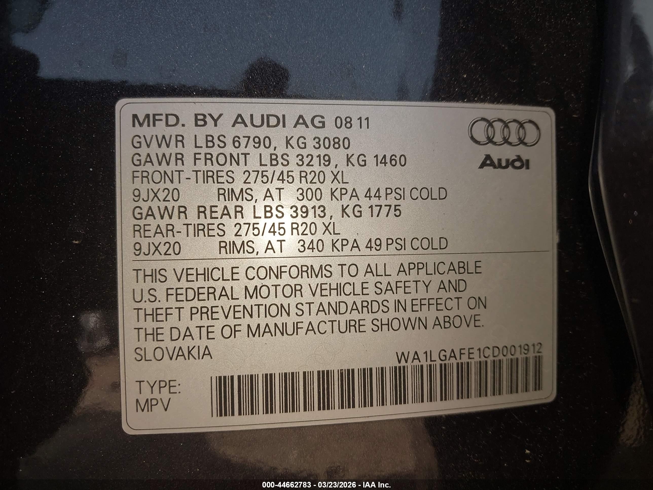 2012 Audi Q7 3.0t Premium Gray vin: WA1LGAFE1CD001912