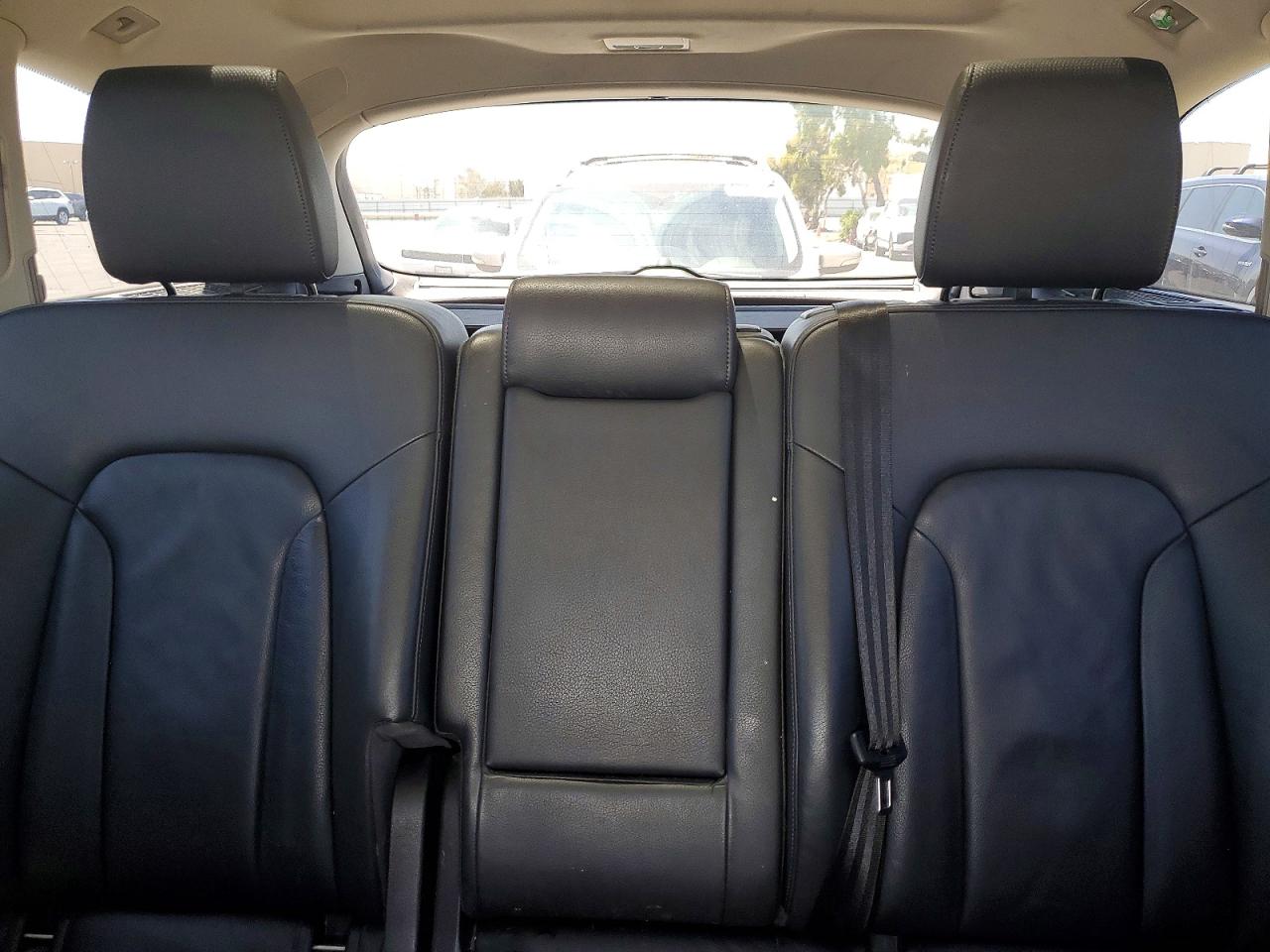 2015 Audi Q7 Premium Plus White vin: WA1LGAFE1FD003860