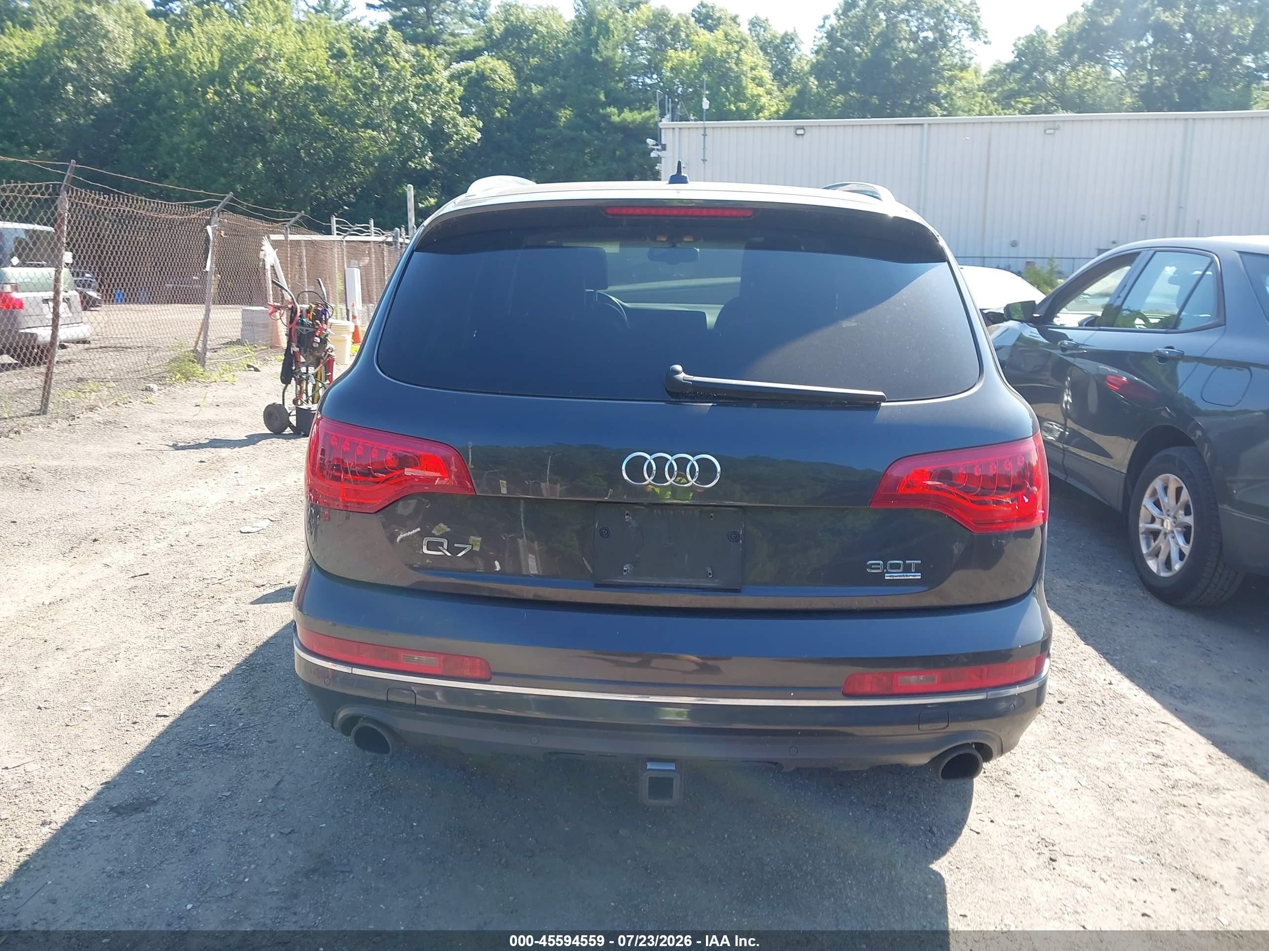 2015 Audi Q7 3.0t Premium Black vin: WA1LGAFE1FD004779