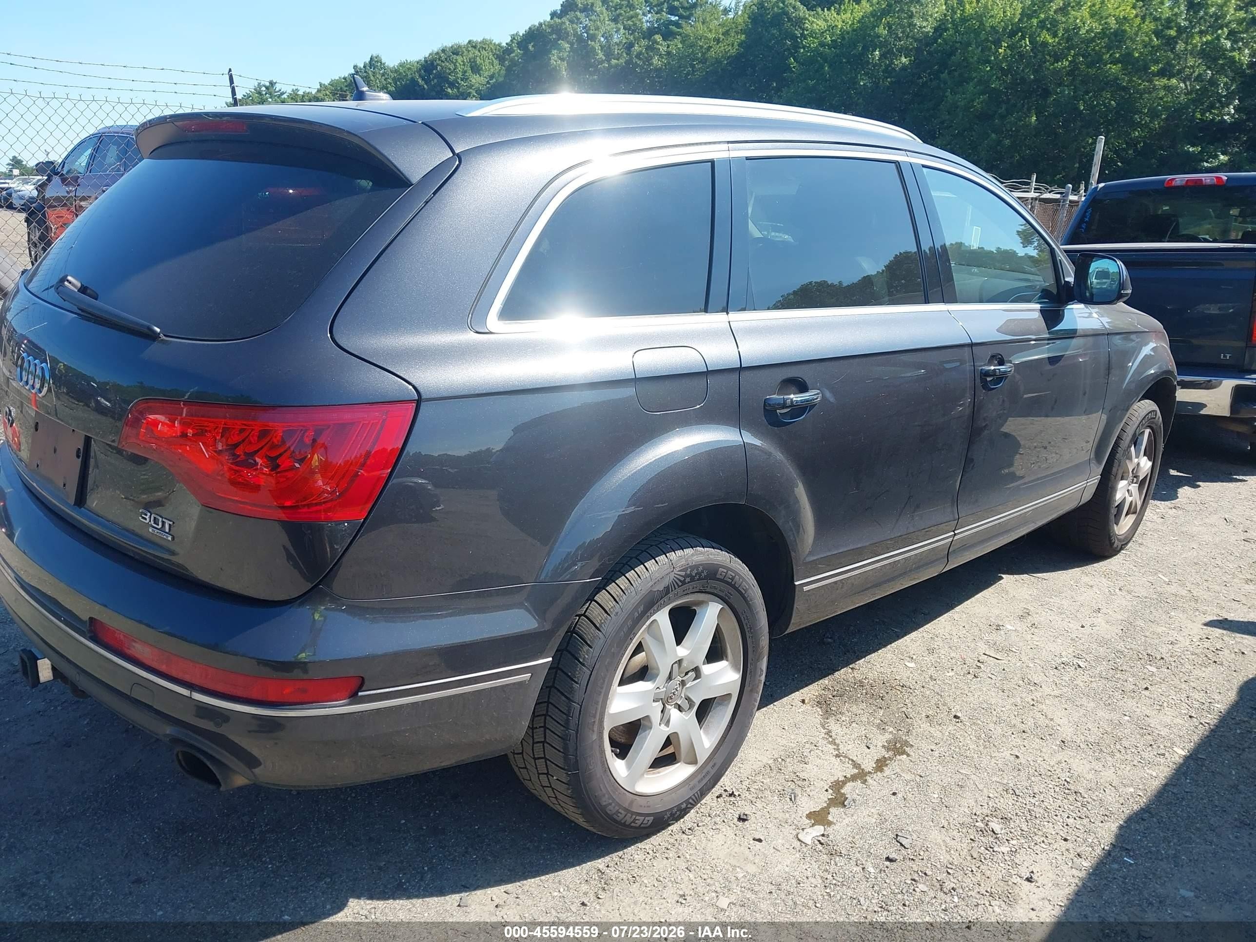 2015 Audi Q7 3.0t Premium Black vin: WA1LGAFE1FD004779