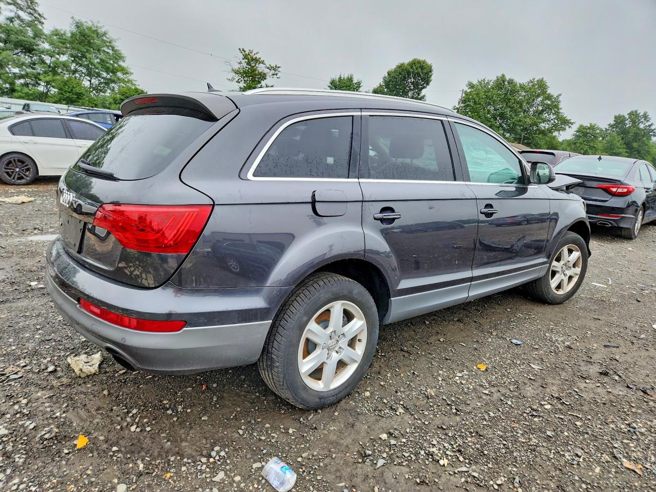 2011 Audi Q7 Premium Plus Gray vin: WA1LGAFE2BD001321