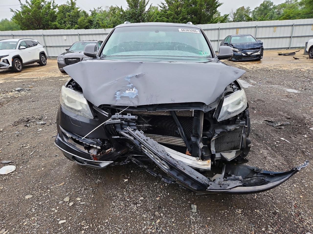 2011 Audi Q7 Premium Plus Gray vin: WA1LGAFE2BD001321