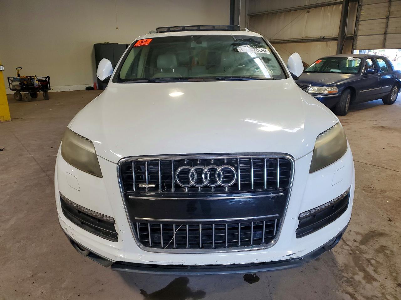 2012 Audi Q7 Premium Plus White vin: WA1LGAFE2CD002440