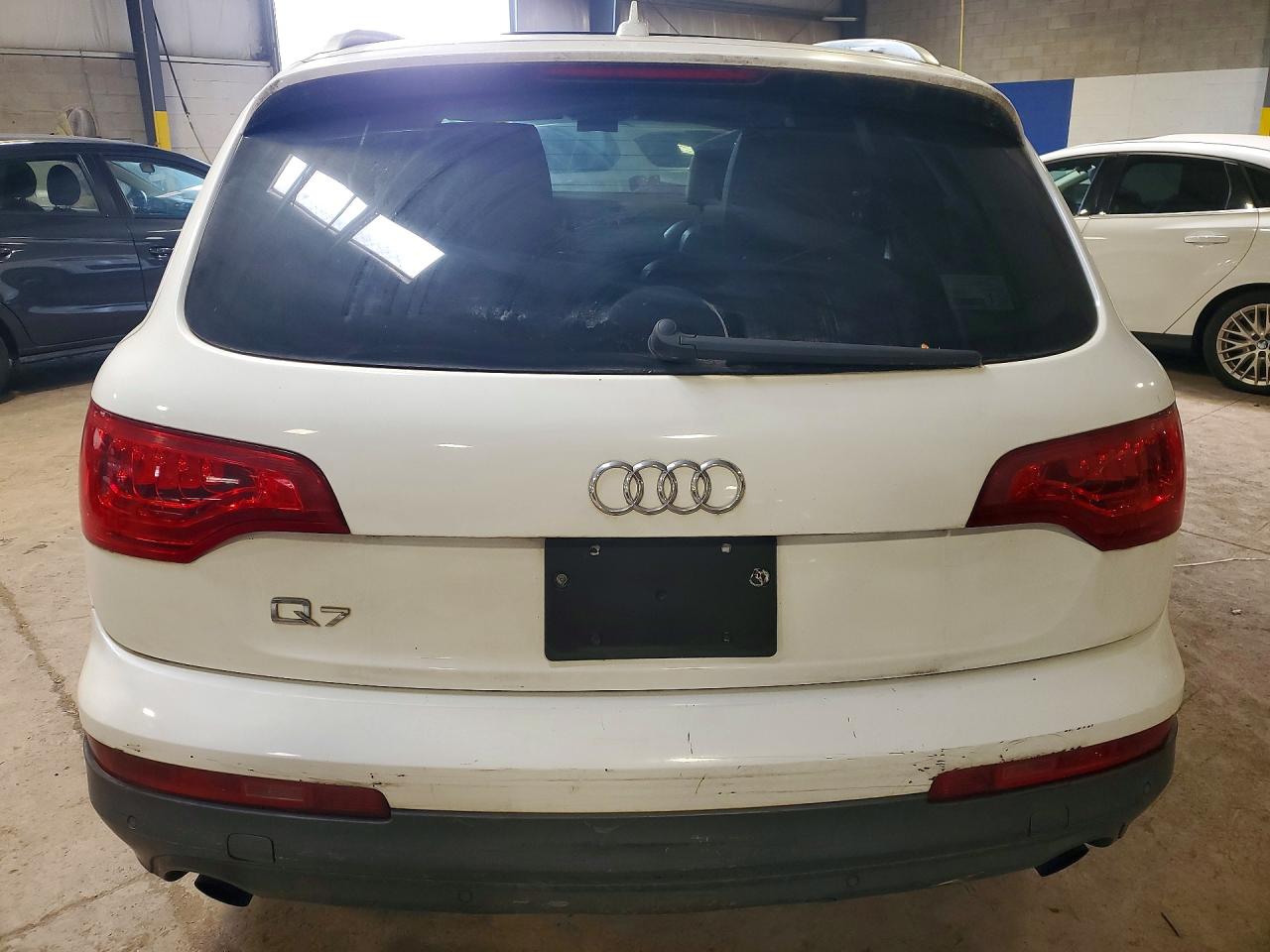 2012 Audi Q7 Premium Plus White vin: WA1LGAFE2CD002440