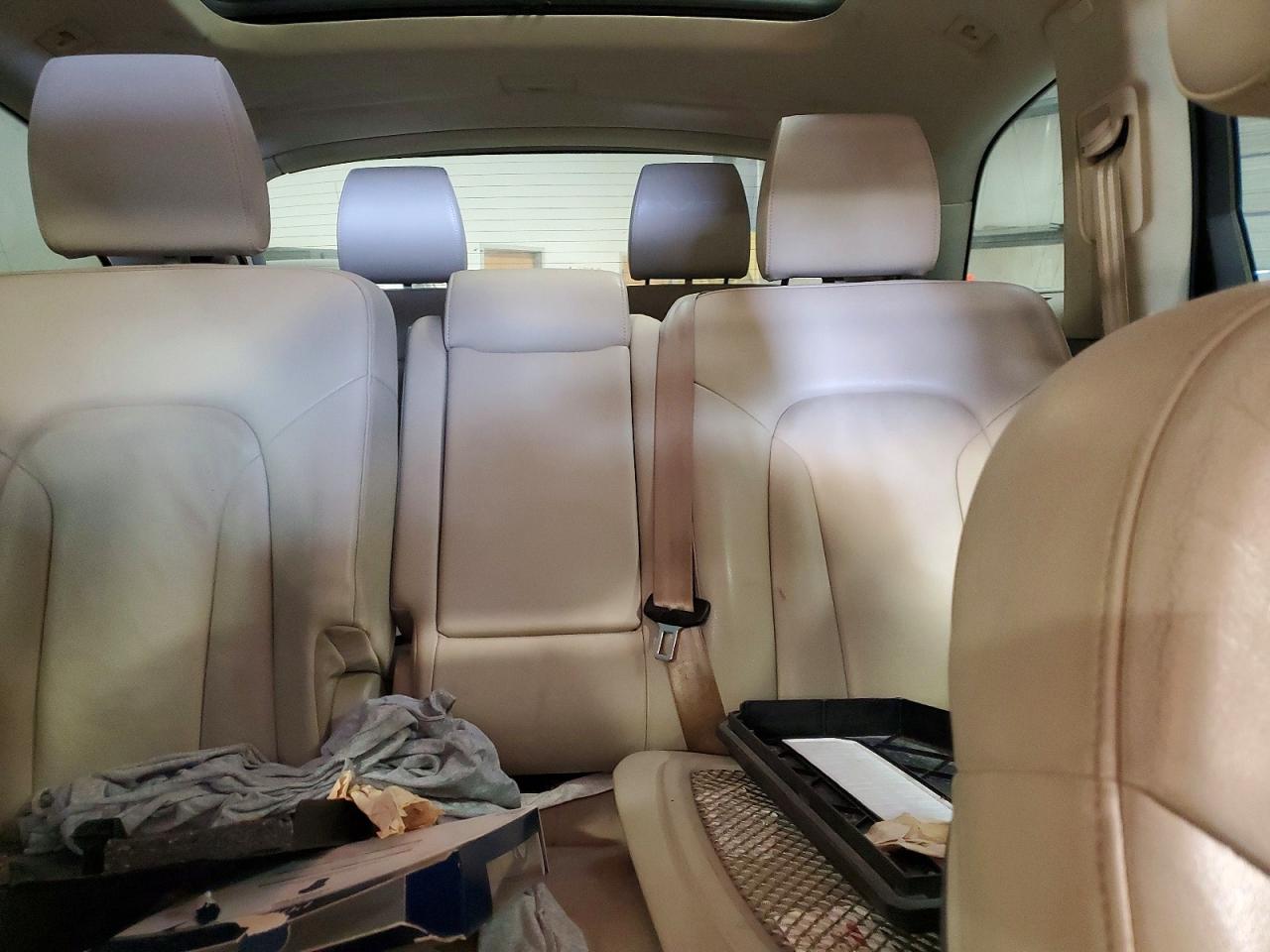 2012 Audi Q7 Premium Plus White vin: WA1LGAFE2CD002440