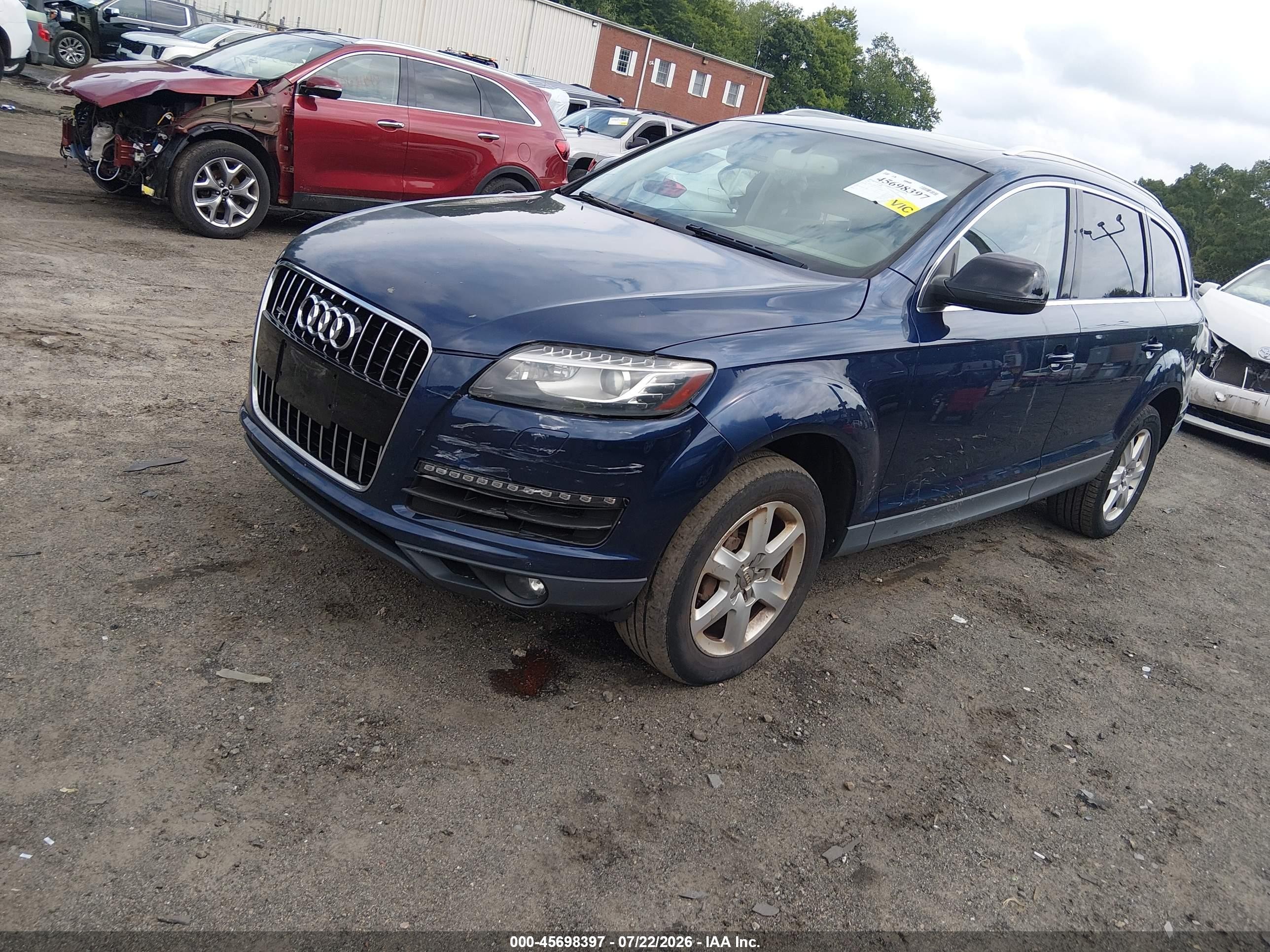 2012 Audi Q7 3.0t Premium Blue vin: WA1LGAFE2CD008335