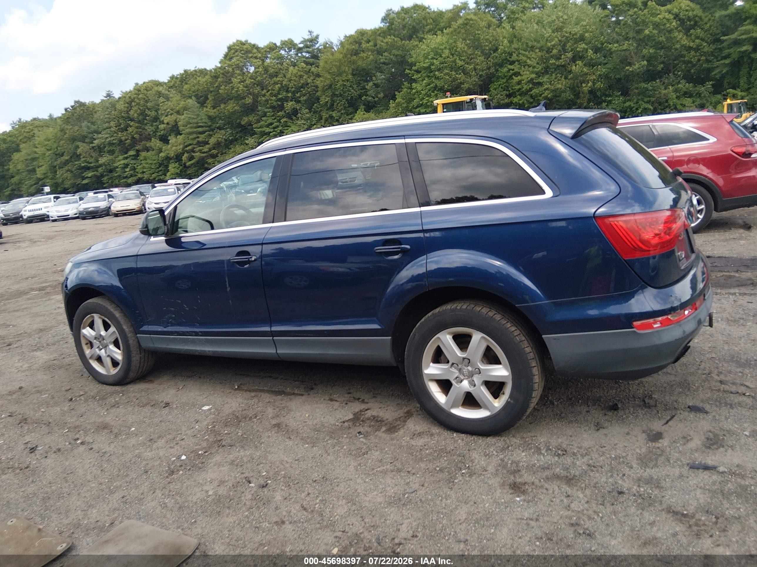 2012 Audi Q7 3.0t Premium Blue vin: WA1LGAFE2CD008335