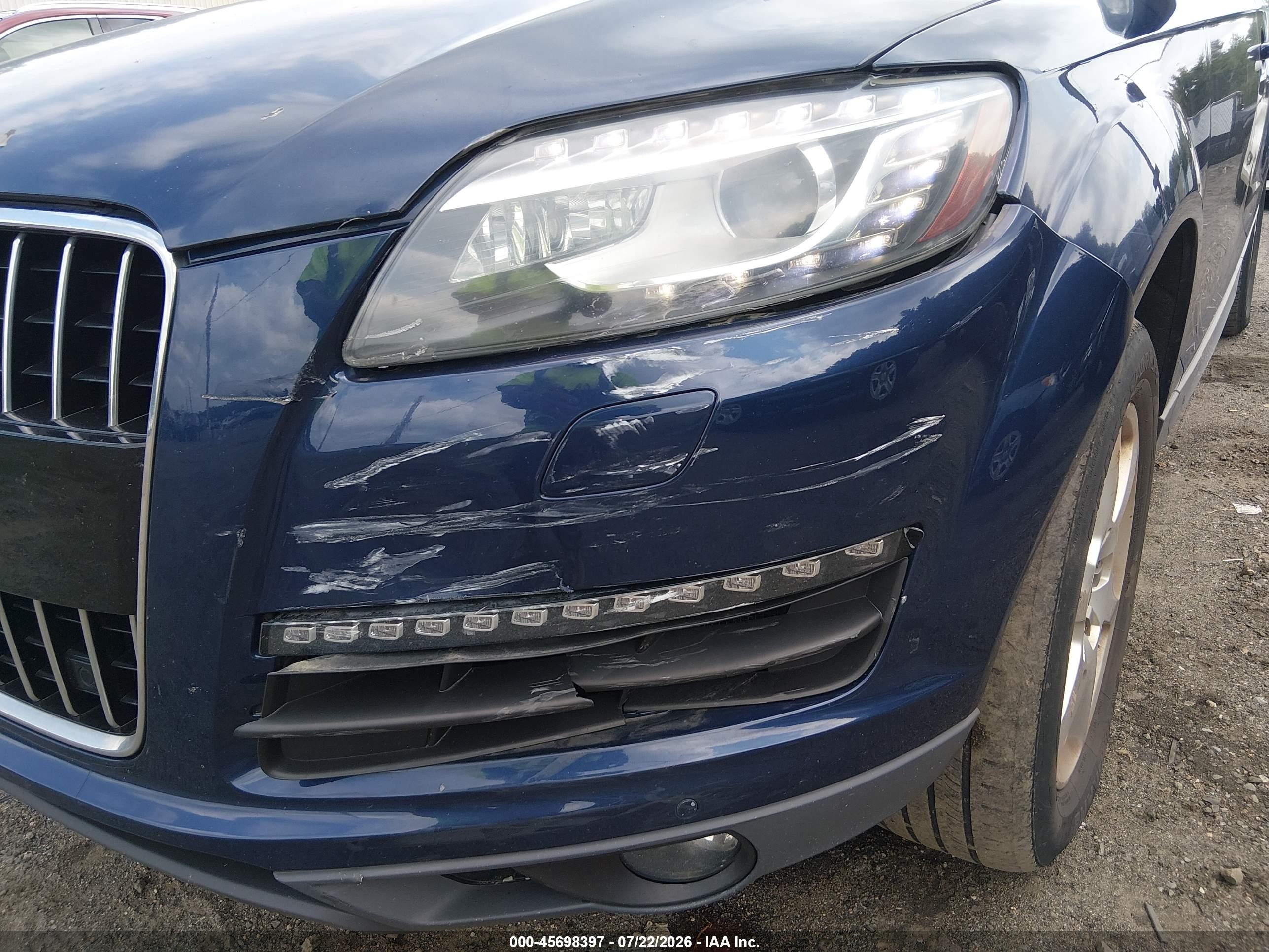2012 Audi Q7 3.0t Premium Blue vin: WA1LGAFE2CD008335