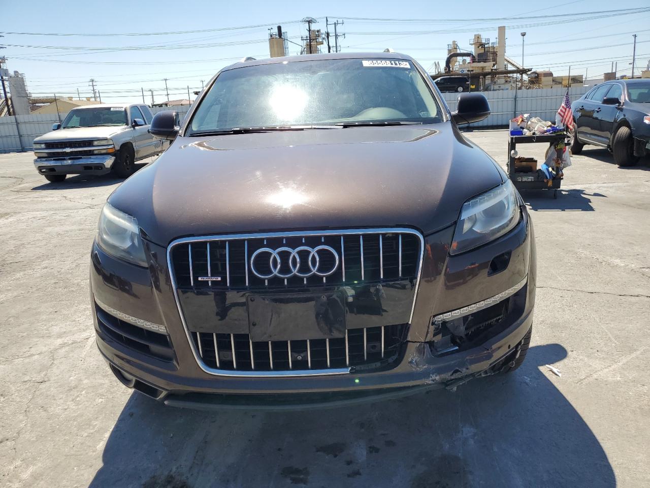 2014 Audi Q7 Premium Plus Коричневый vin: WA1LGAFE2ED000688