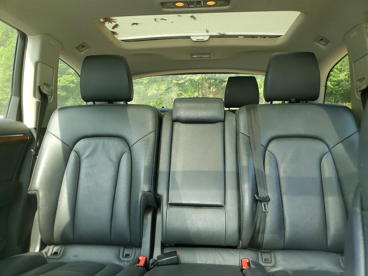 2014 Audi Q7 Premium Plus Silver vin: WA1LGAFE2ED004031